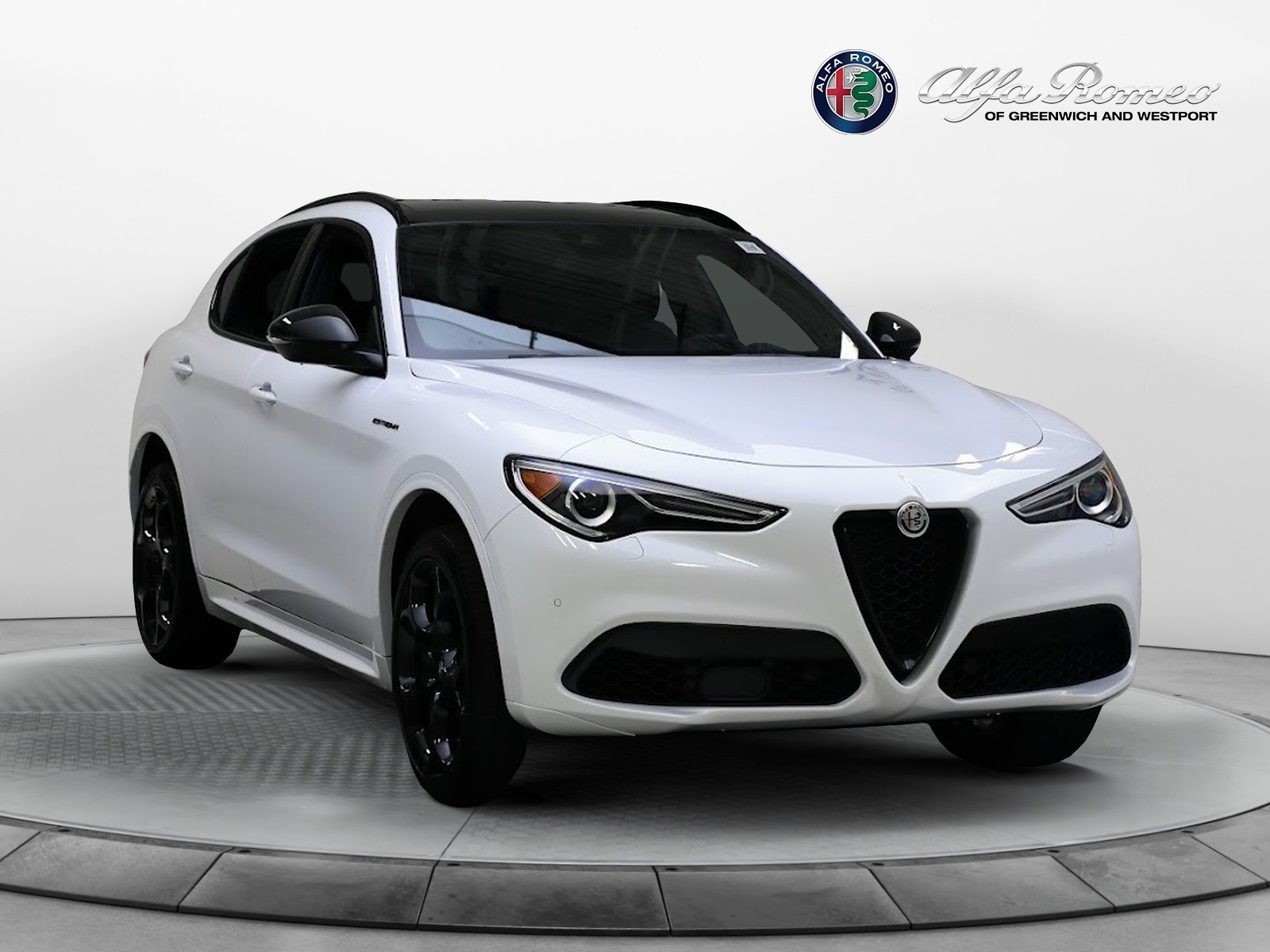 New 2023 Alfa Romeo Stelvio Estrema | St. Petersburg, FL