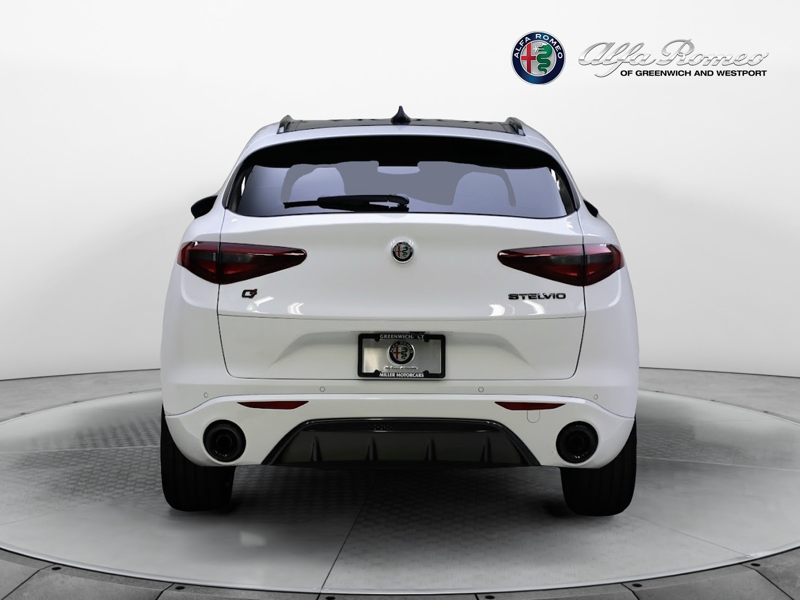 New 2023 Alfa Romeo Stelvio Estrema | St. Petersburg, FL