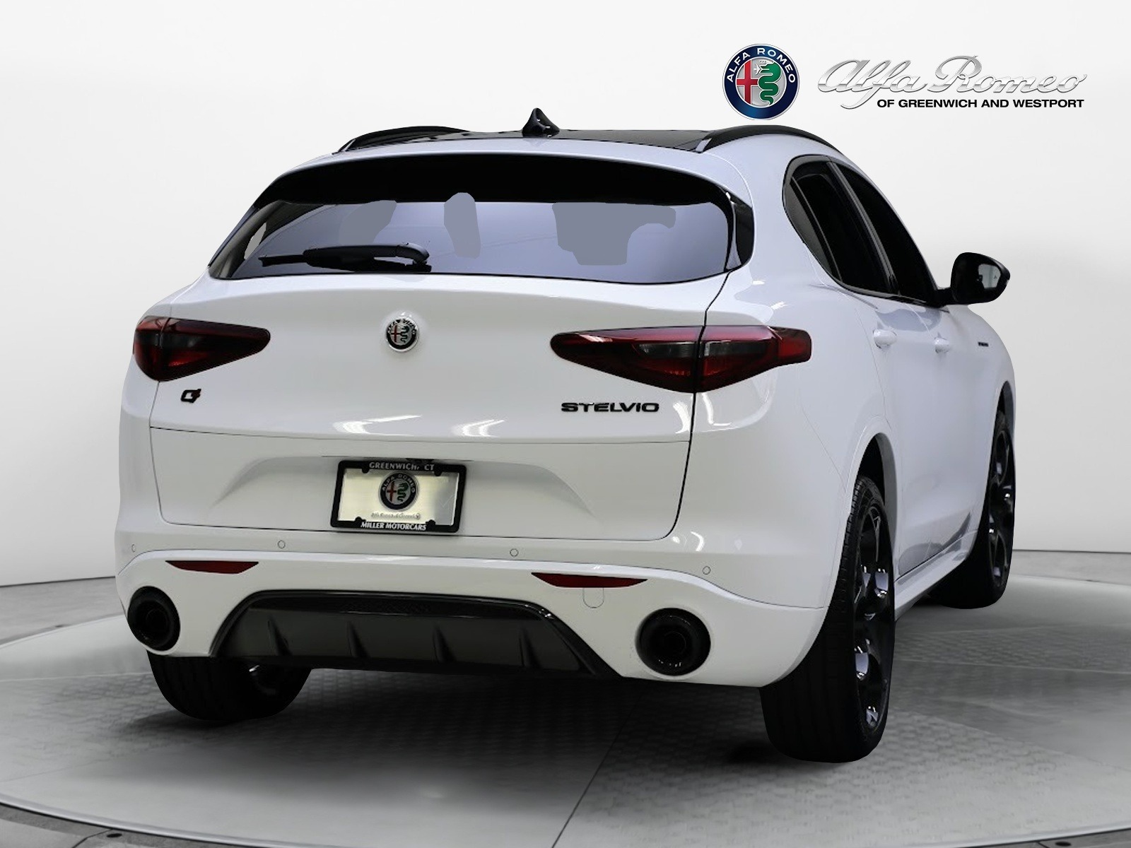 New 2023 Alfa Romeo Stelvio Estrema | St. Petersburg, FL