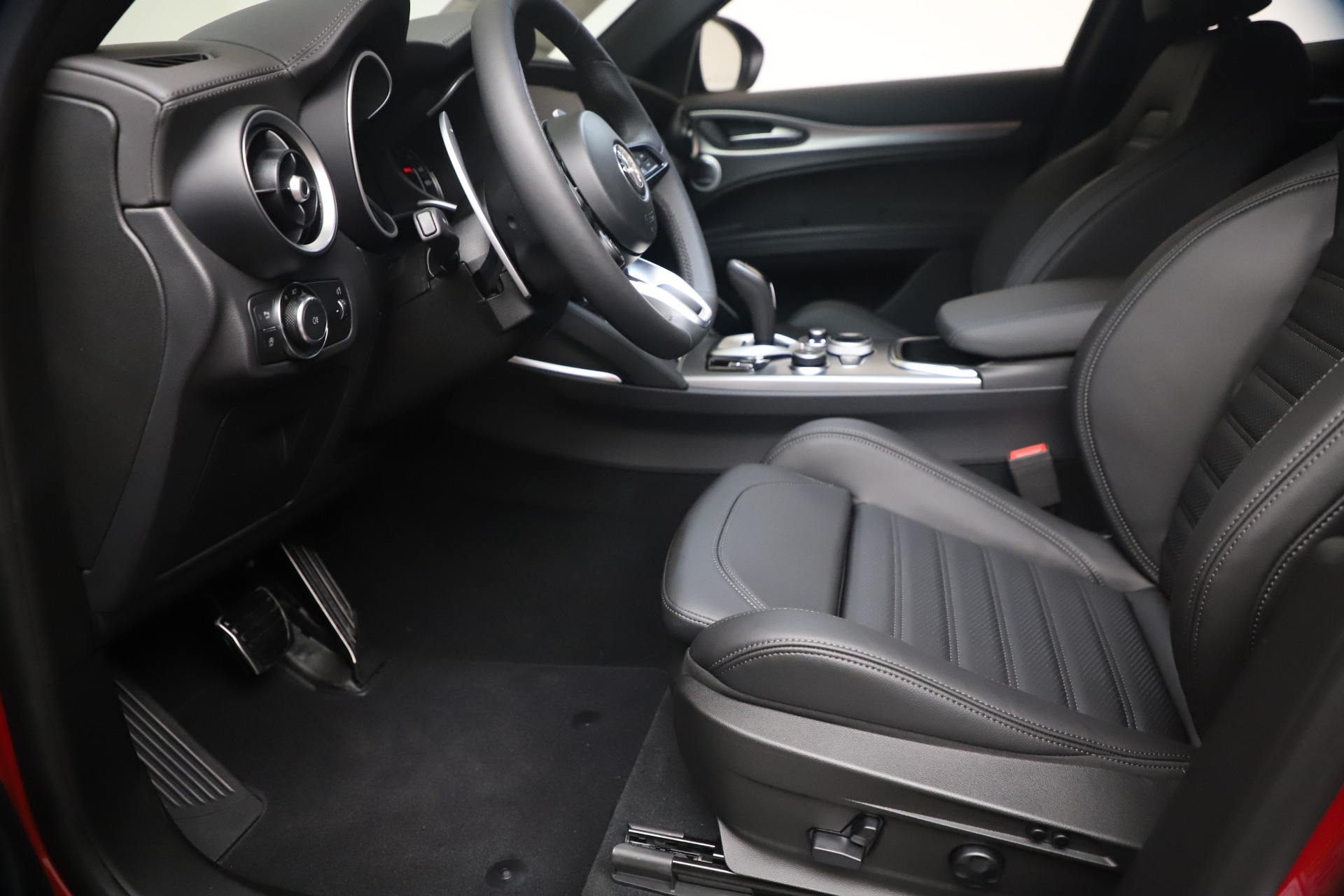 New 2023 Alfa Romeo Stelvio Veloce | St. Petersburg, FL