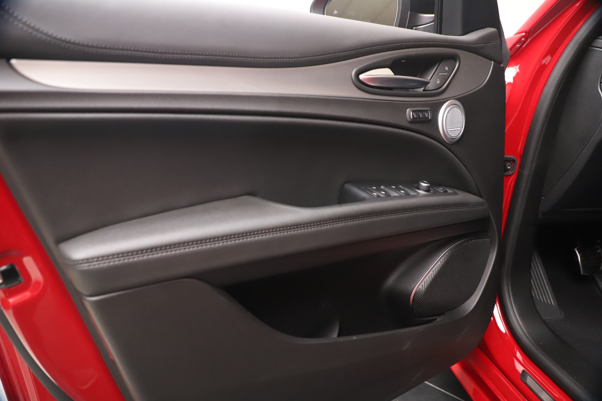 New 2023 Alfa Romeo Stelvio Veloce | St. Petersburg, FL