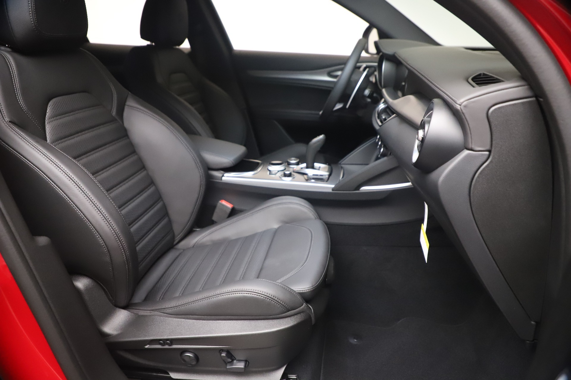 New 2023 Alfa Romeo Stelvio Veloce | St. Petersburg, FL
