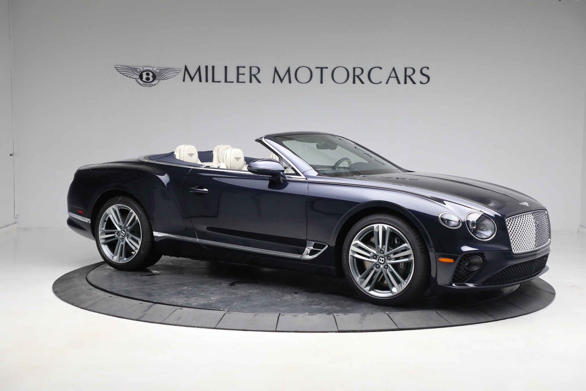 New 2023 Bentley Continental GTC V8 | St. Petersburg, FL