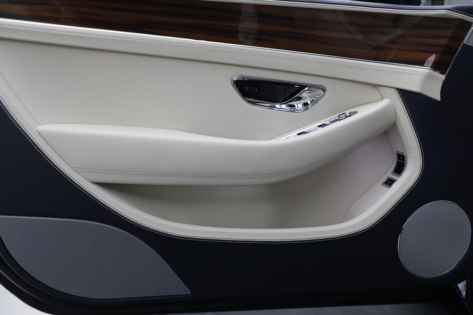 New 2023 Bentley Continental GTC V8 | St. Petersburg, FL