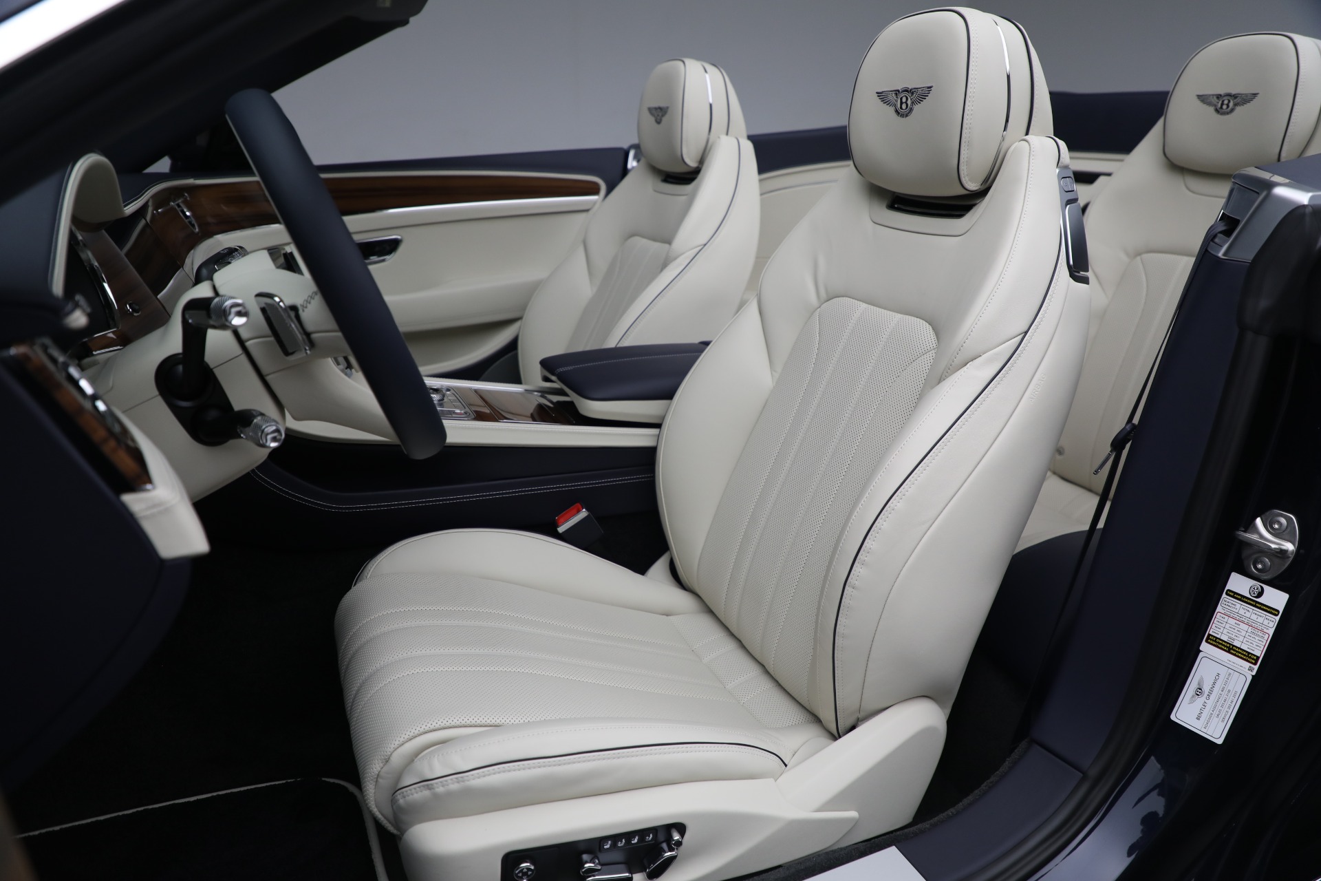 New 2023 Bentley Continental GTC V8 | St. Petersburg, FL