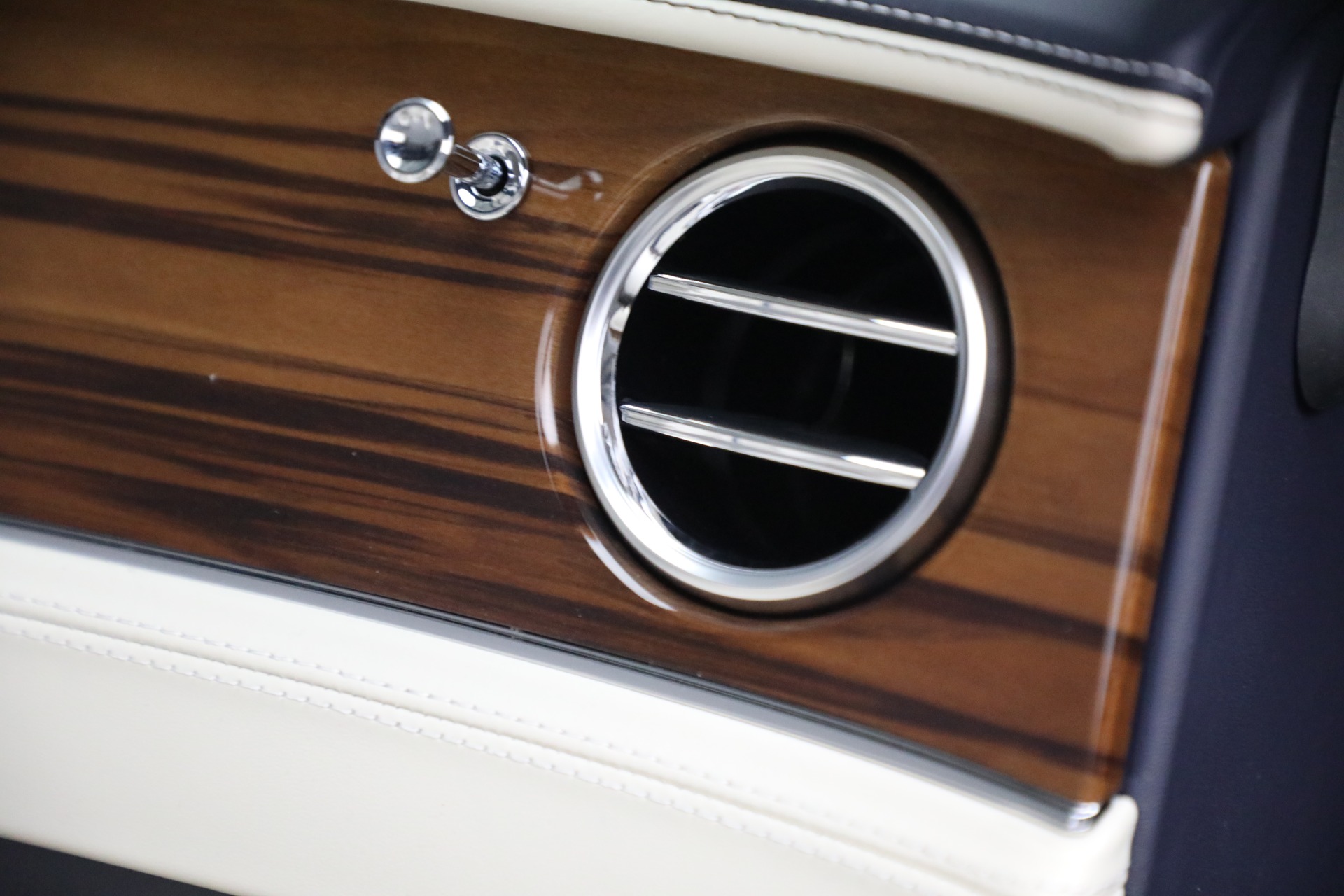 New 2023 Bentley Continental GTC V8 | St. Petersburg, FL