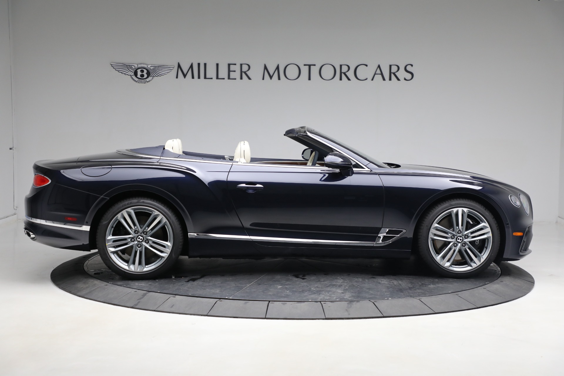 New 2023 Bentley Continental GTC V8 | St. Petersburg, FL