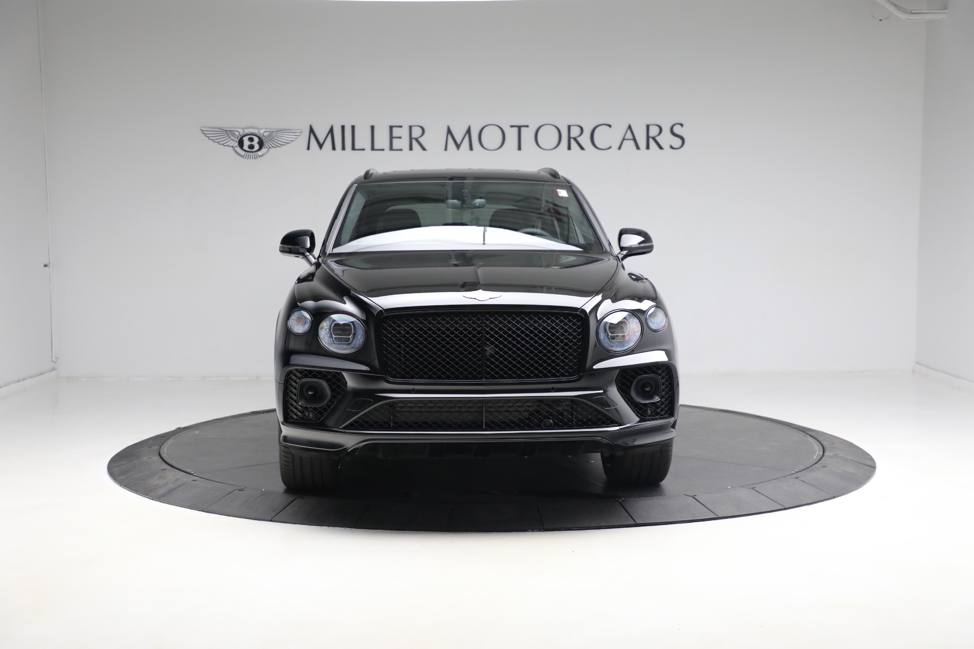 New 2023 Bentley Bentayga V8 | St. Petersburg, FL