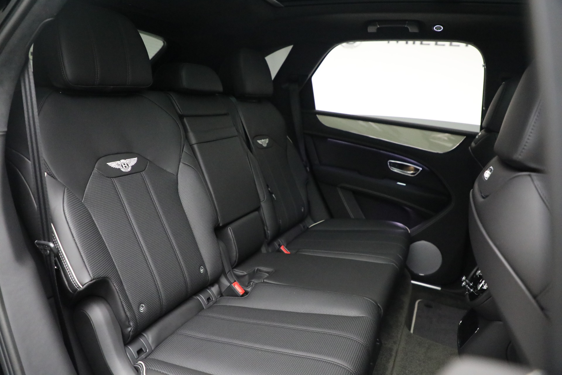 New 2023 Bentley Bentayga V8 | St. Petersburg, FL