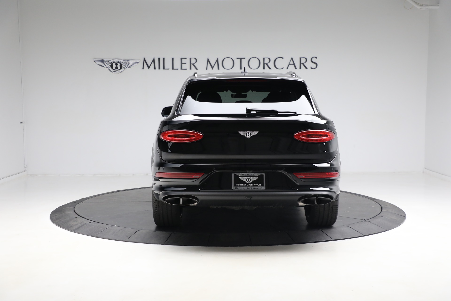 New 2023 Bentley Bentayga V8 | St. Petersburg, FL