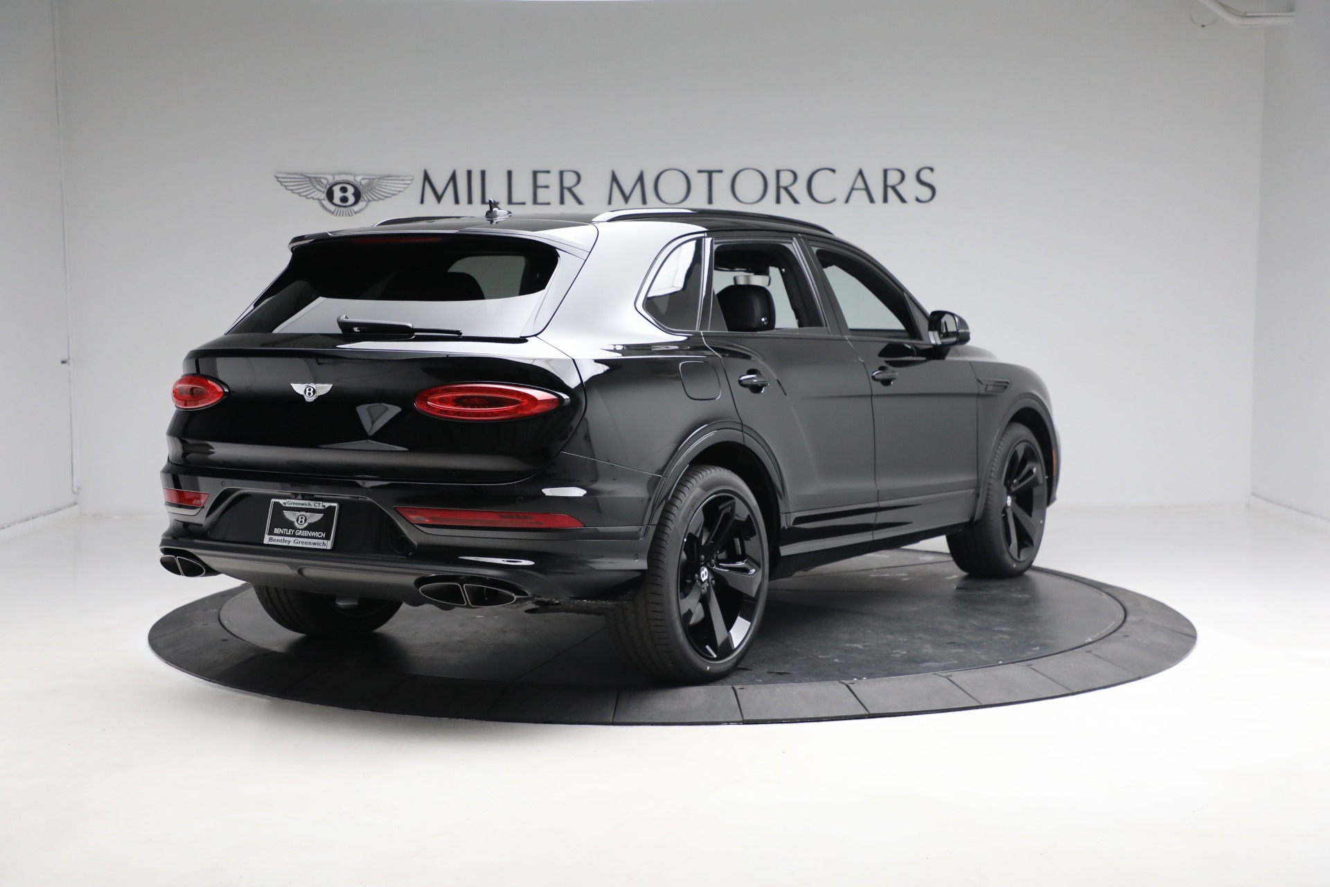 New 2023 Bentley Bentayga V8 | St. Petersburg, FL