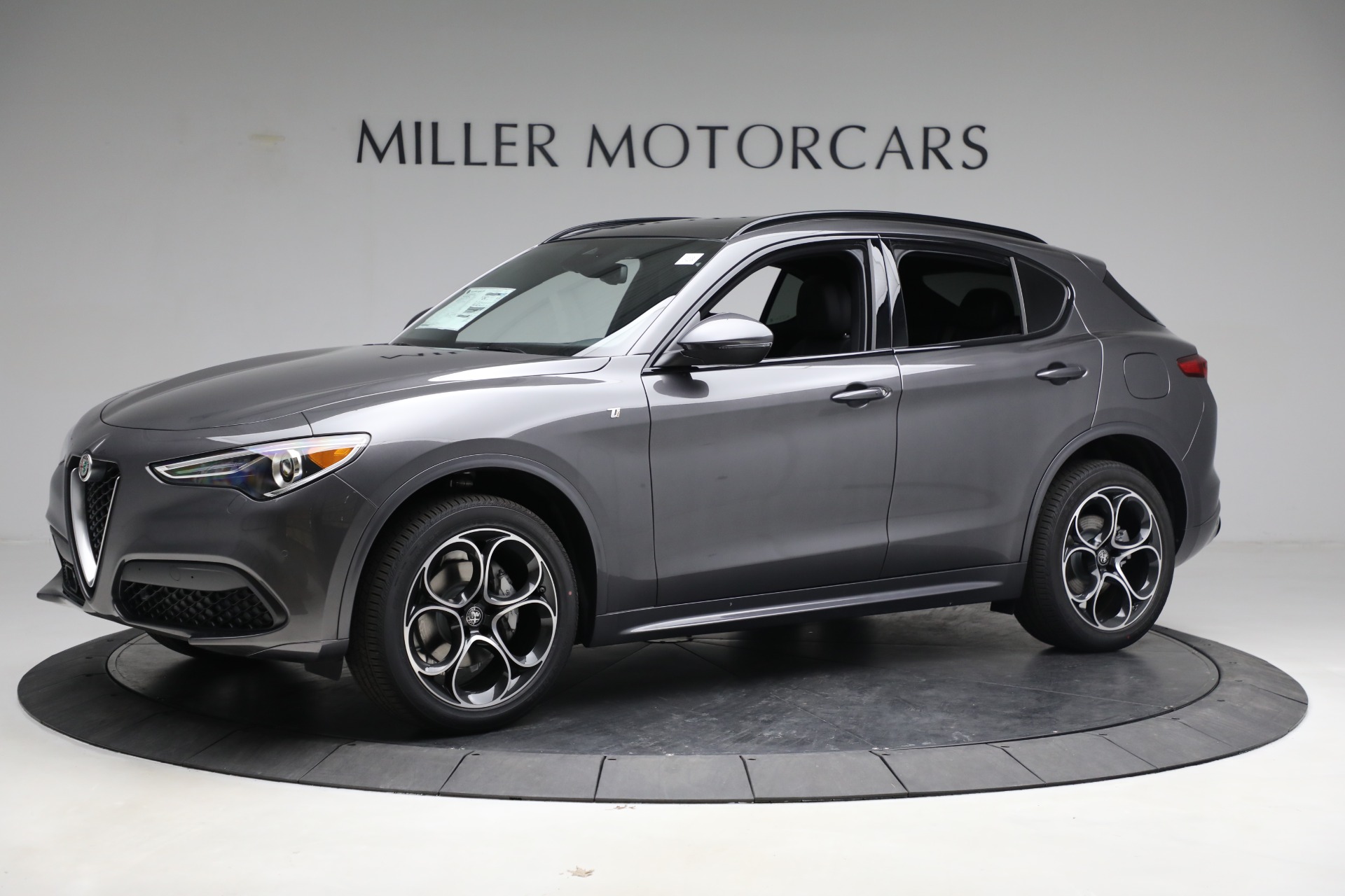 New 2023 Alfa Romeo Stelvio Ti | St. Petersburg, FL