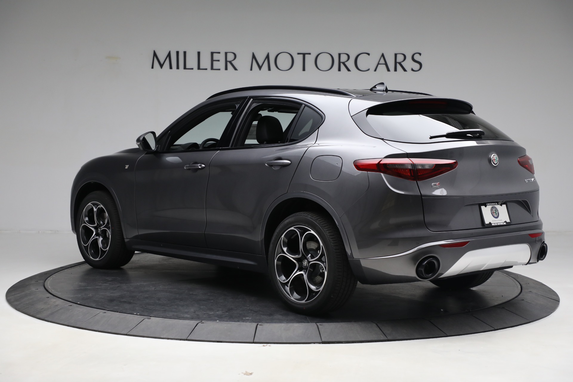 New 2023 Alfa Romeo Stelvio Ti | St. Petersburg, FL