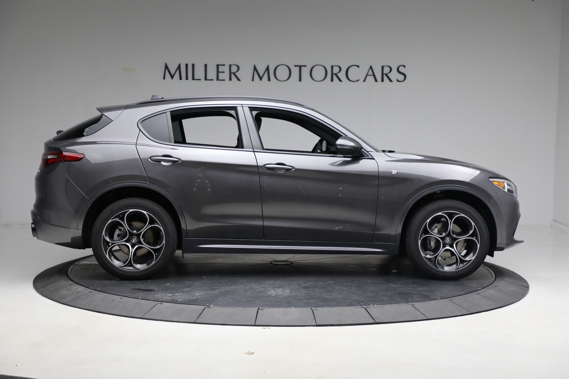 New 2023 Alfa Romeo Stelvio Ti | St. Petersburg, FL