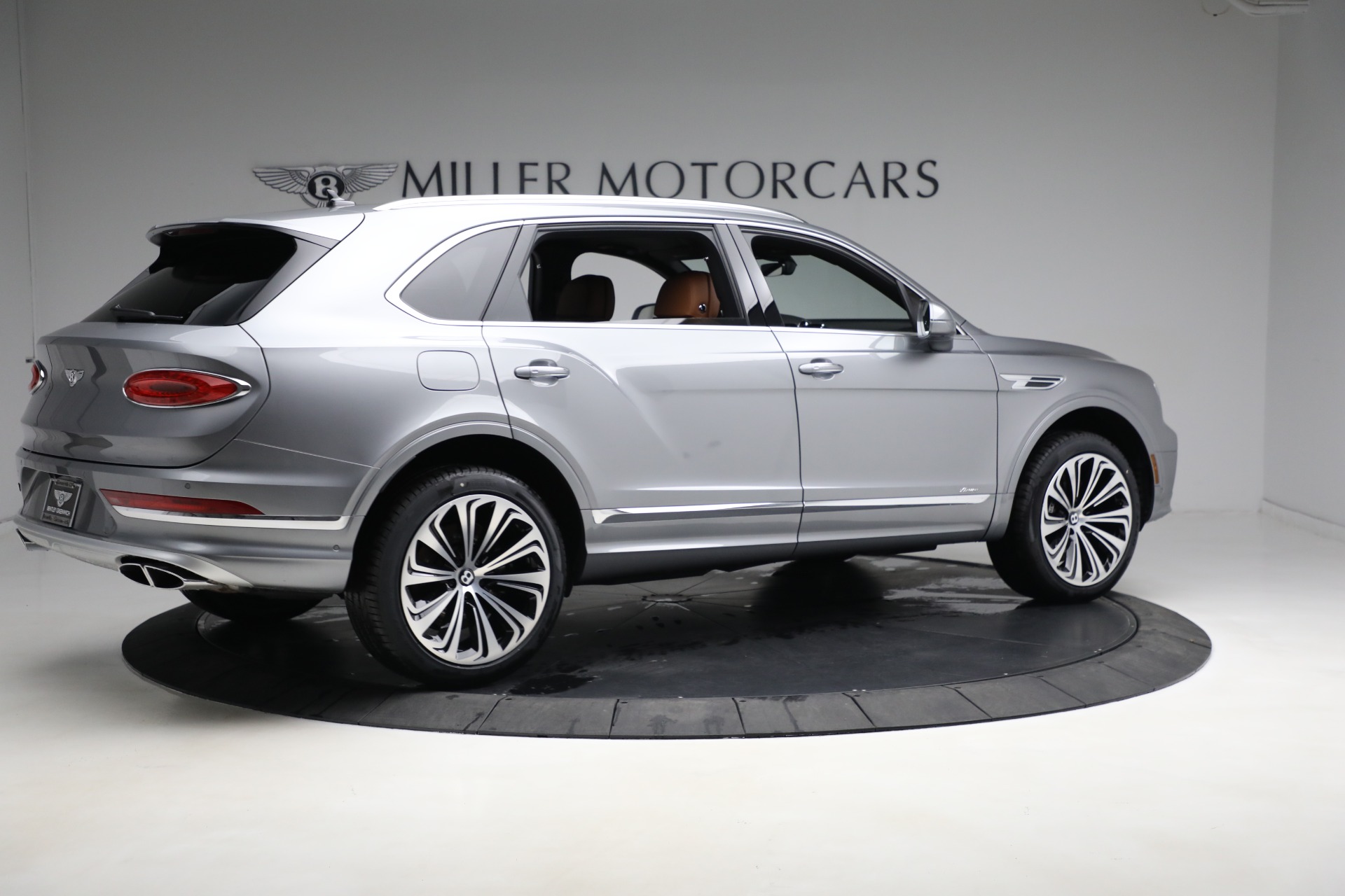 New 2023 Bentley Bentayga EWB Azure V8 | St. Petersburg, FL