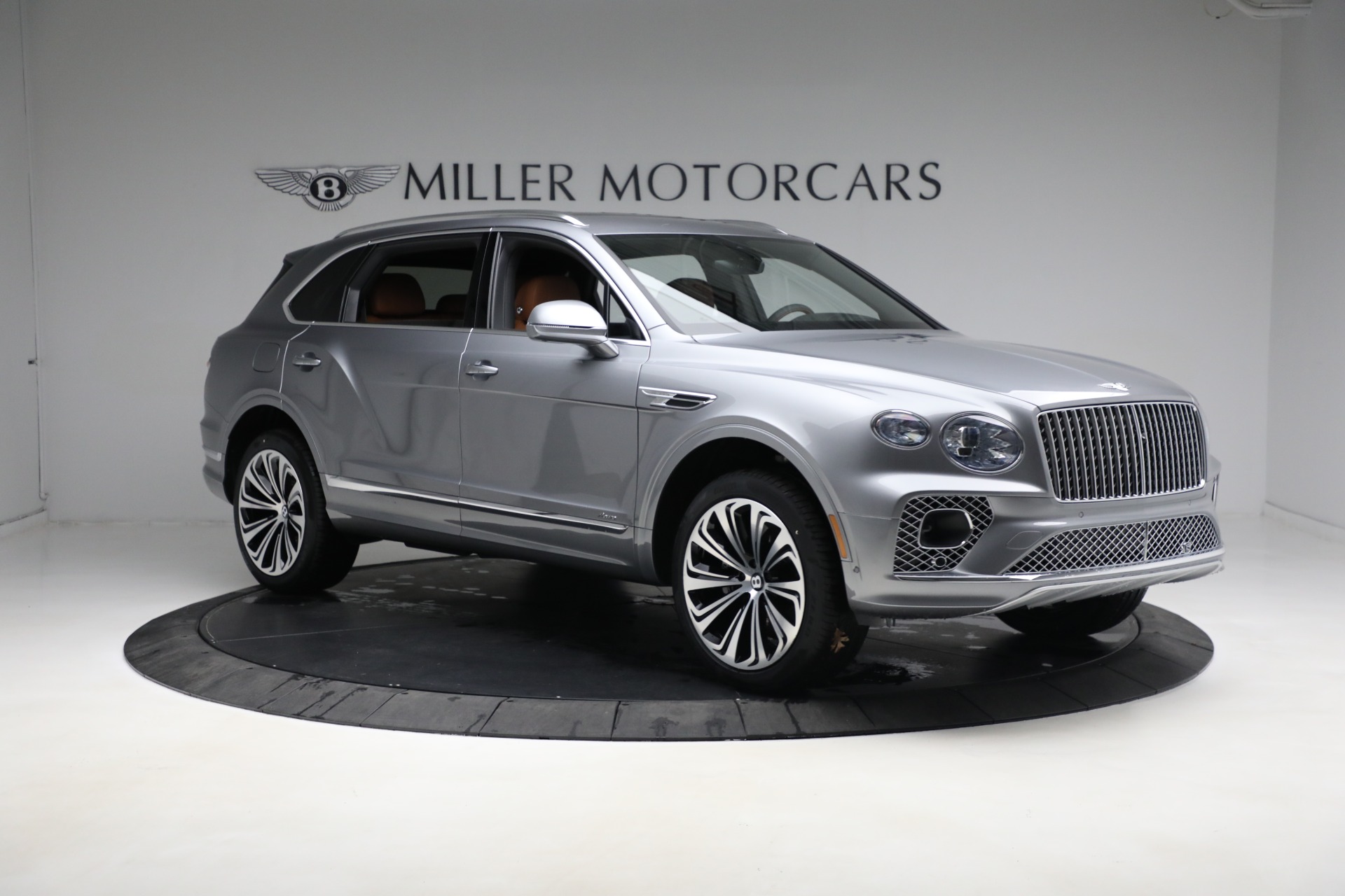 New 2023 Bentley Bentayga EWB Azure V8 | St. Petersburg, FL