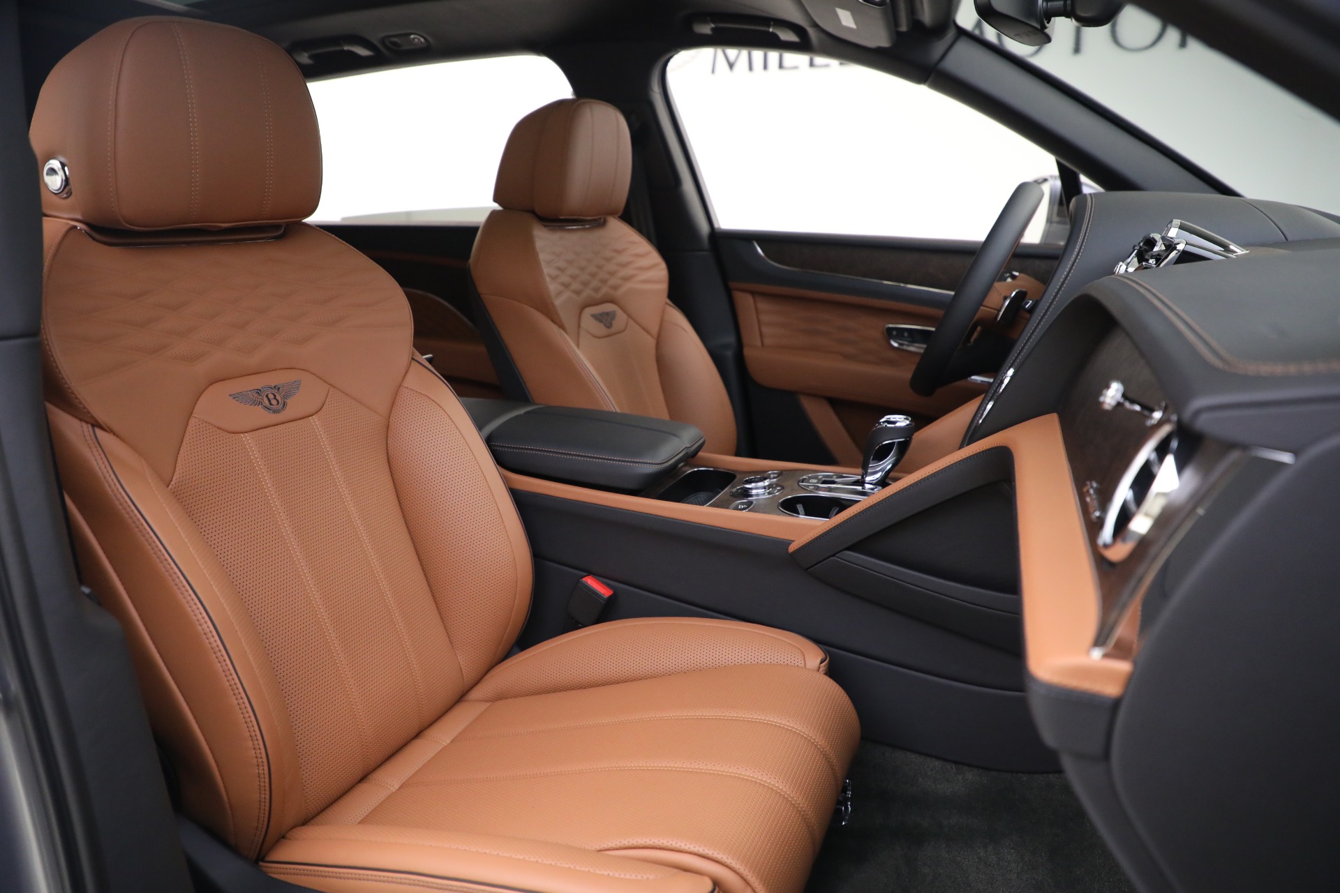 New 2023 Bentley Bentayga EWB Azure V8 | St. Petersburg, FL