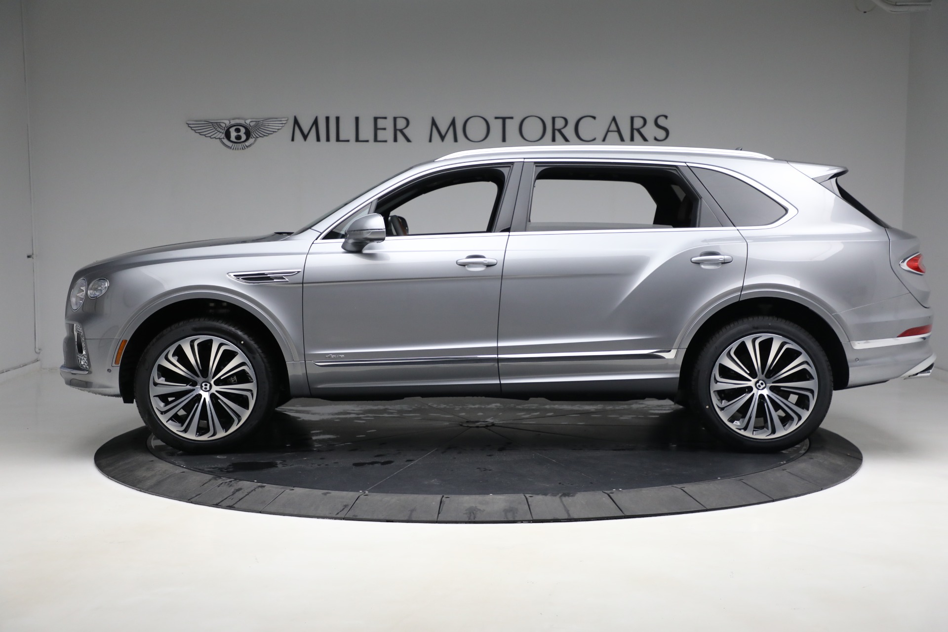 New 2023 Bentley Bentayga EWB Azure V8 | St. Petersburg, FL