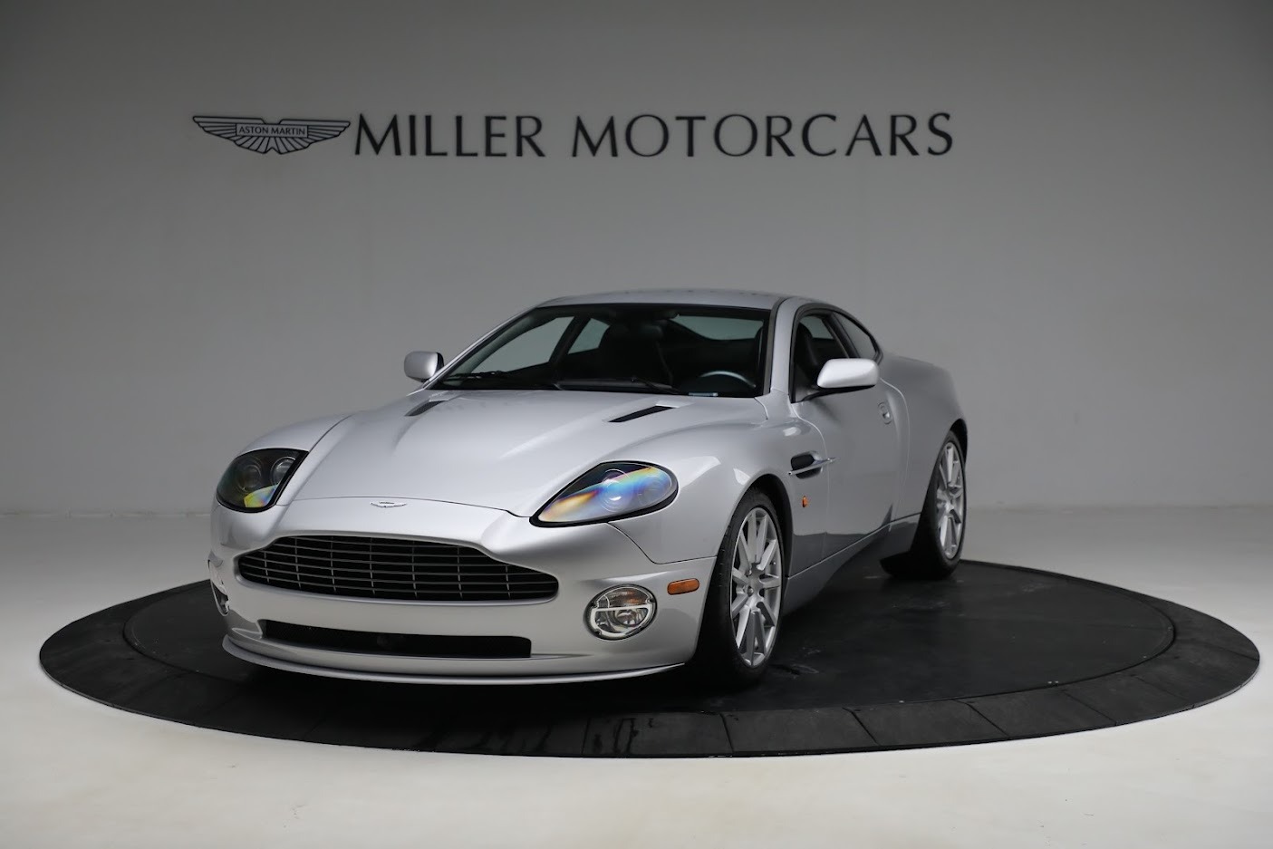Used 2005 Aston Martin V12 Vanquish S | St. Petersburg, FL