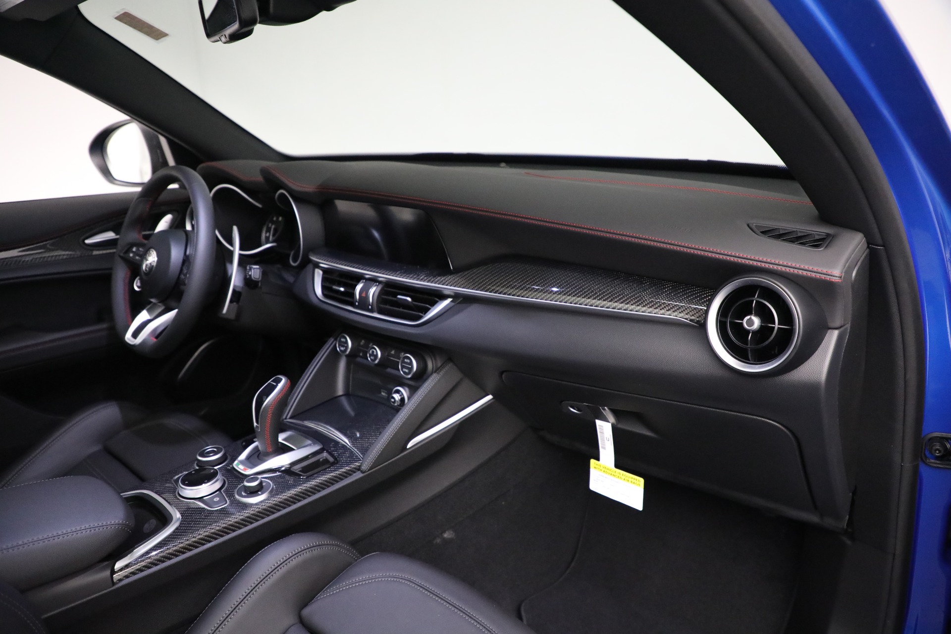 New 2023 Alfa Romeo Stelvio Estrema | St. Petersburg, FL