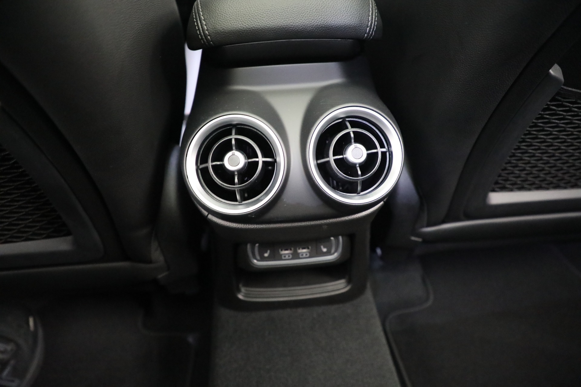New 2023 Alfa Romeo Stelvio Estrema | St. Petersburg, FL