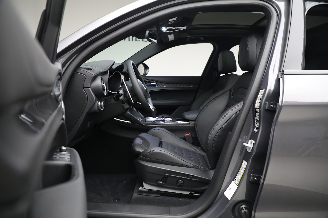 New 2023 Alfa Romeo Stelvio Quadrifoglio | St. Petersburg, FL