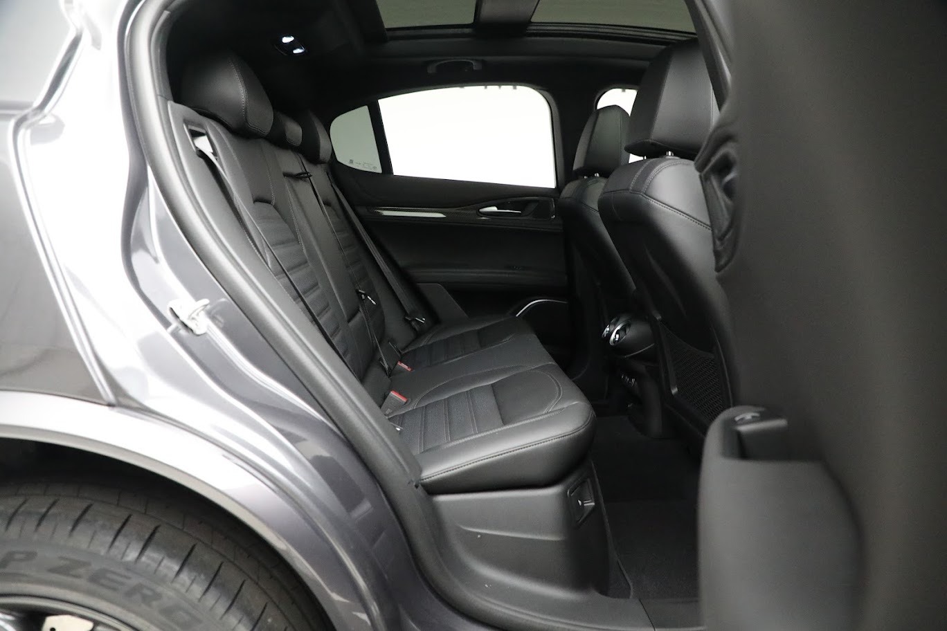 New 2023 Alfa Romeo Stelvio Quadrifoglio | St. Petersburg, FL