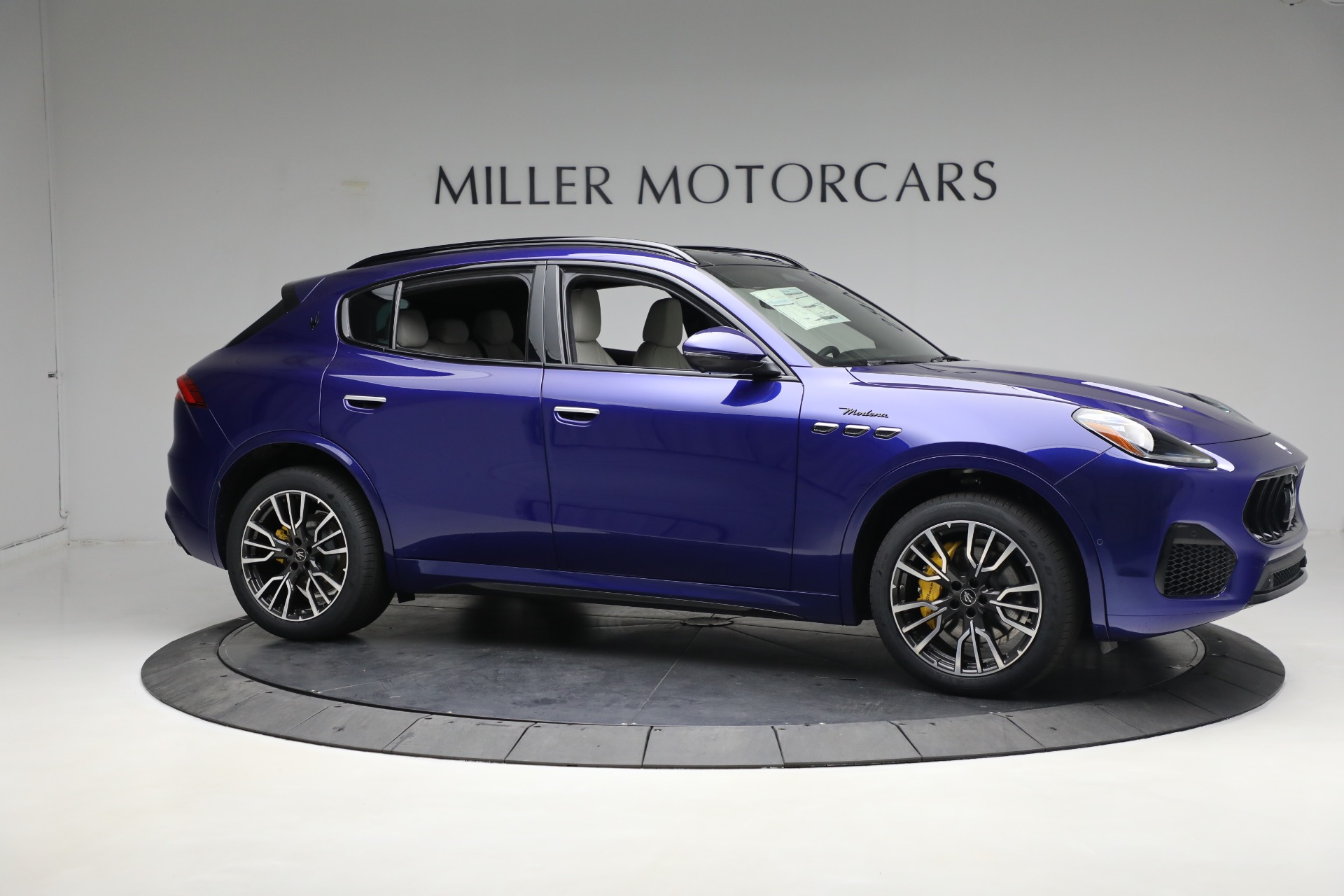 New 2023 Maserati Grecale Modena | St. Petersburg, FL