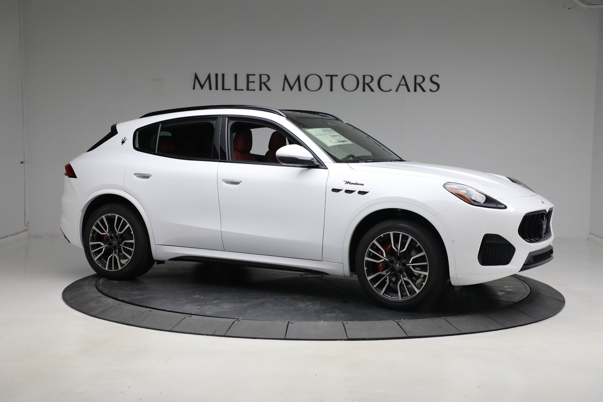 New 2023 Maserati Grecale Modena | St. Petersburg, FL