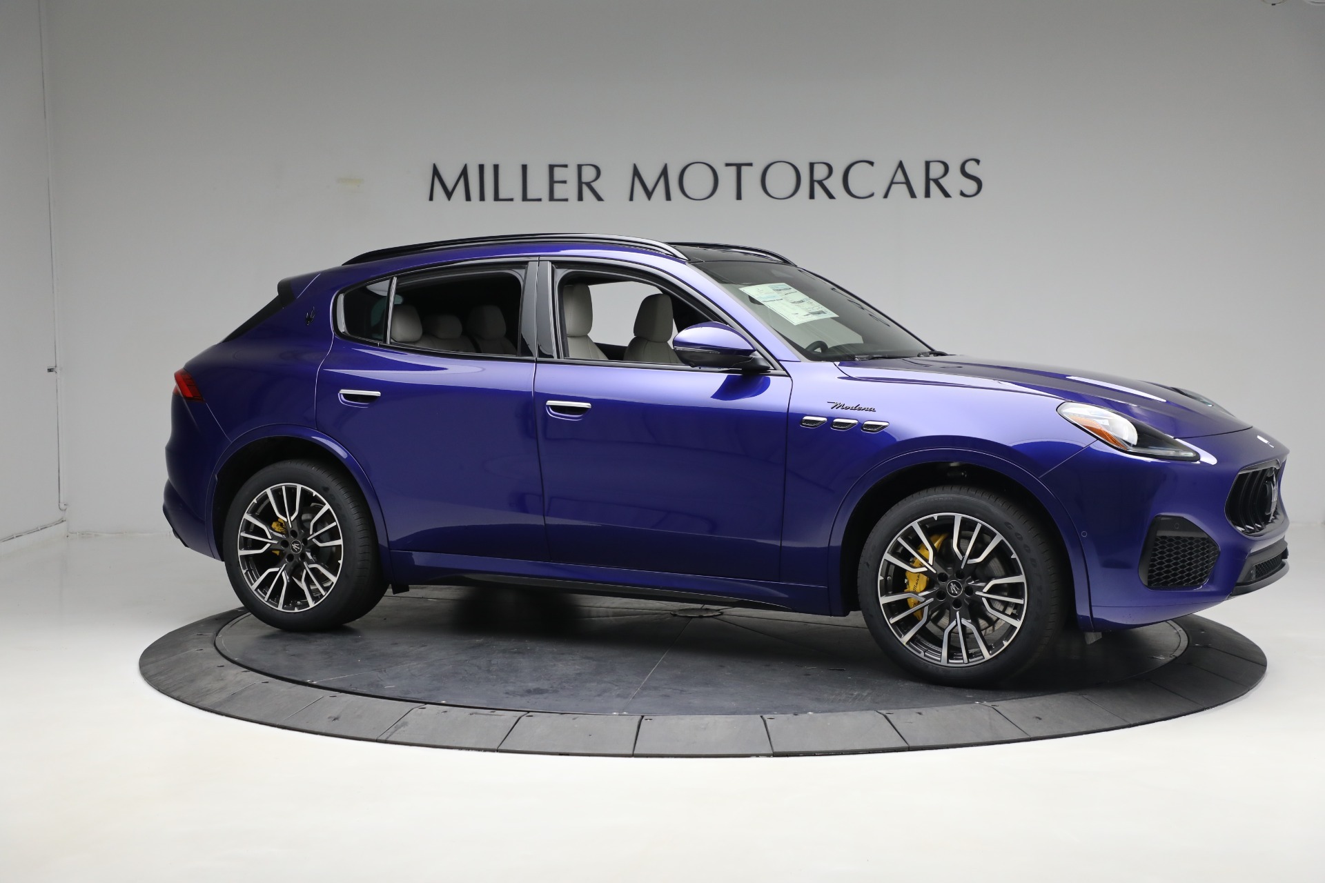 New 2023 Maserati Grecale Modena | St. Petersburg, FL