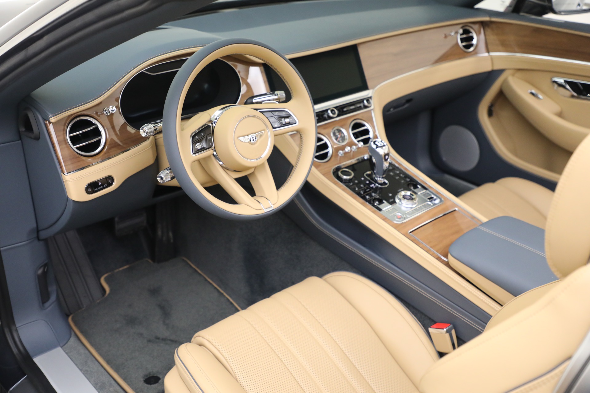 New 2023 Bentley Continental GTC V8 | St. Petersburg, FL