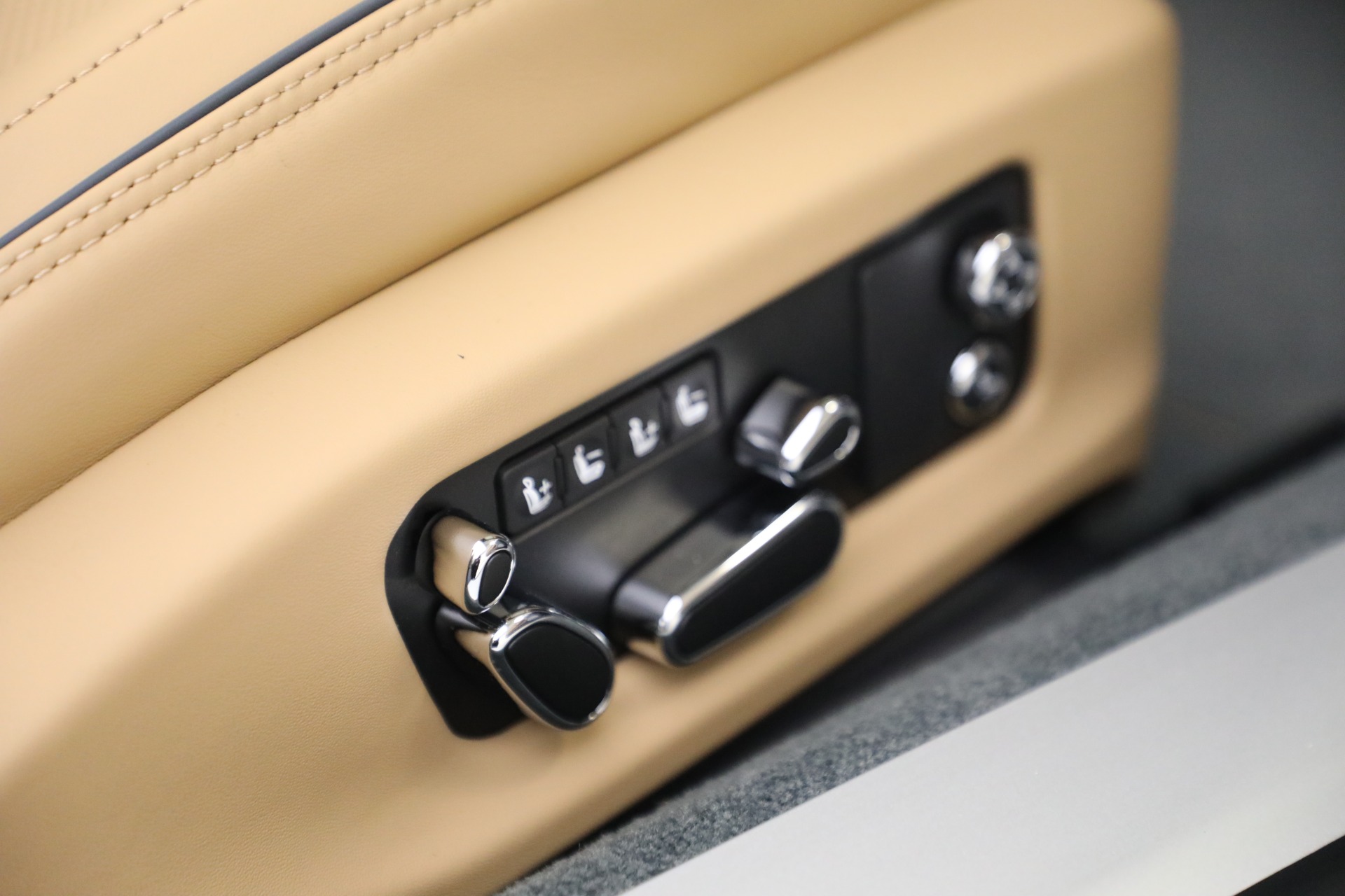 New 2023 Bentley Continental GTC V8 | St. Petersburg, FL