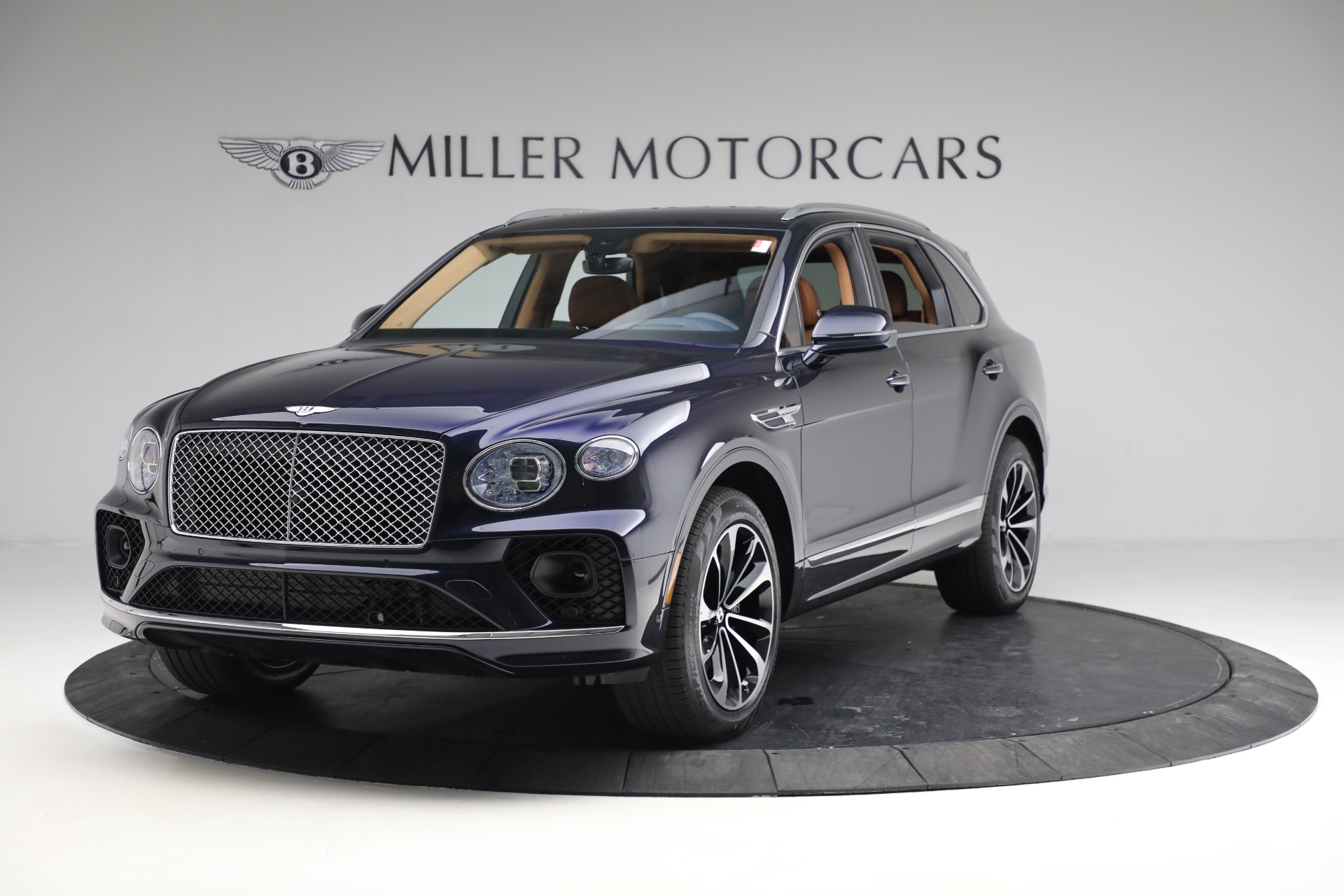 New 2023 Bentley Bentayga V8 | St. Petersburg, FL
