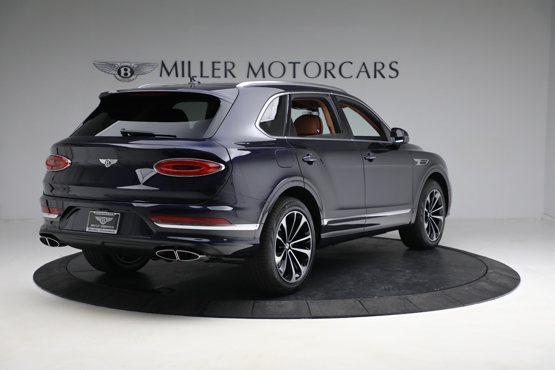 New 2023 Bentley Bentayga V8 | St. Petersburg, FL