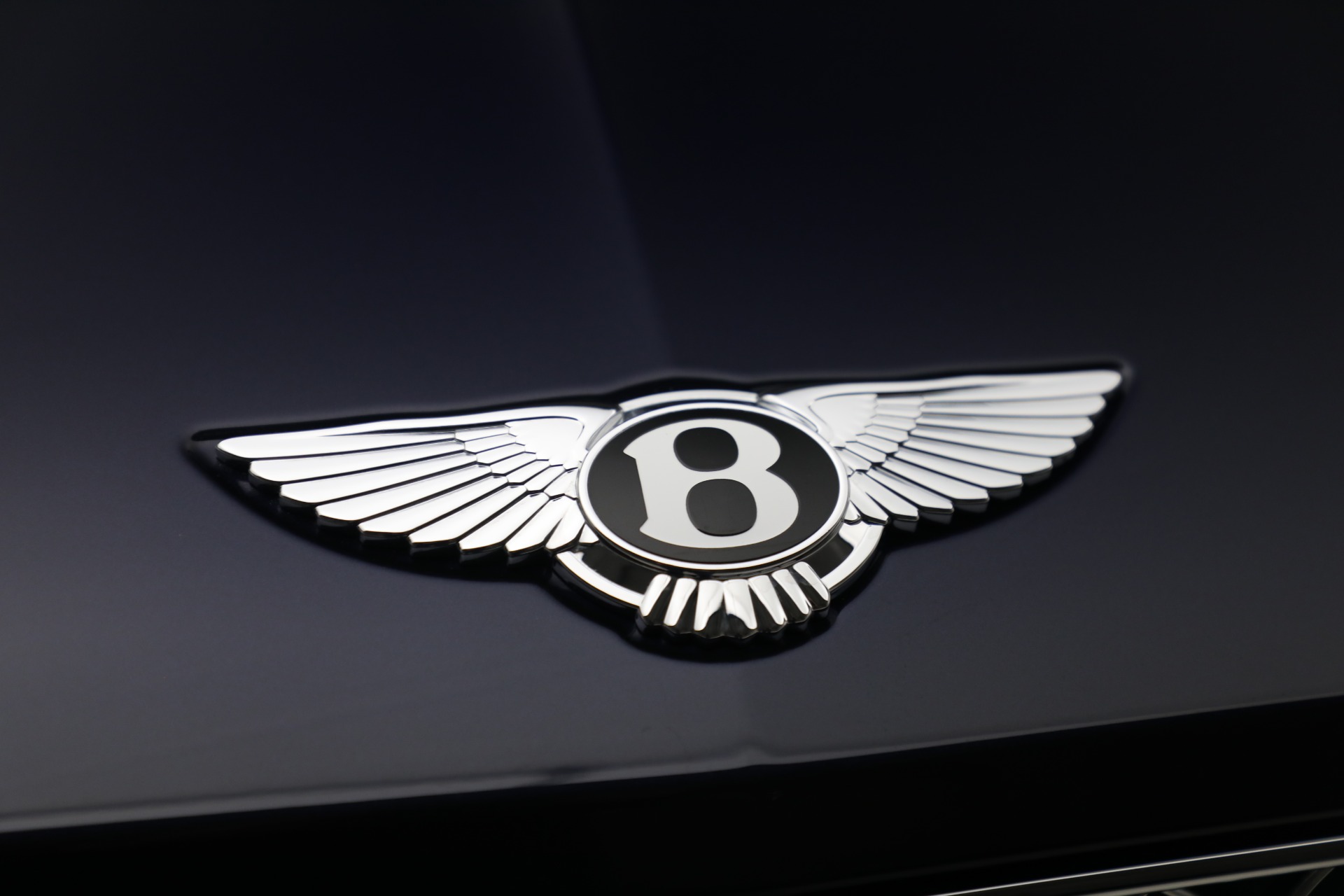 New 2023 Bentley Bentayga V8 | St. Petersburg, FL