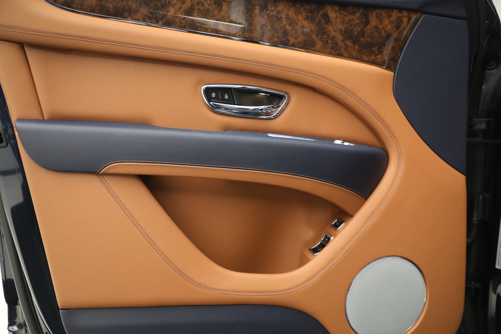 New 2023 Bentley Bentayga V8 | St. Petersburg, FL