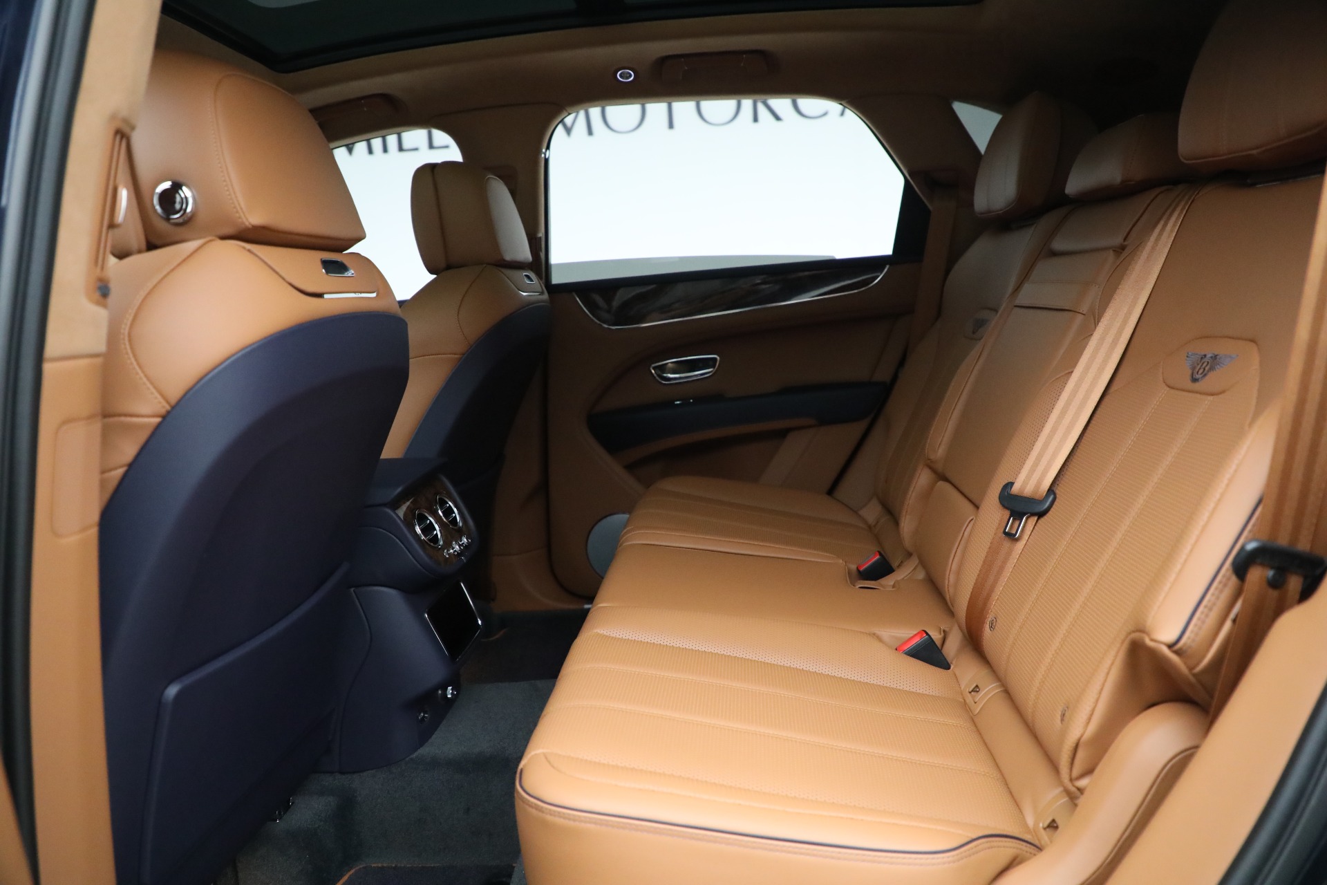 New 2023 Bentley Bentayga V8 | St. Petersburg, FL