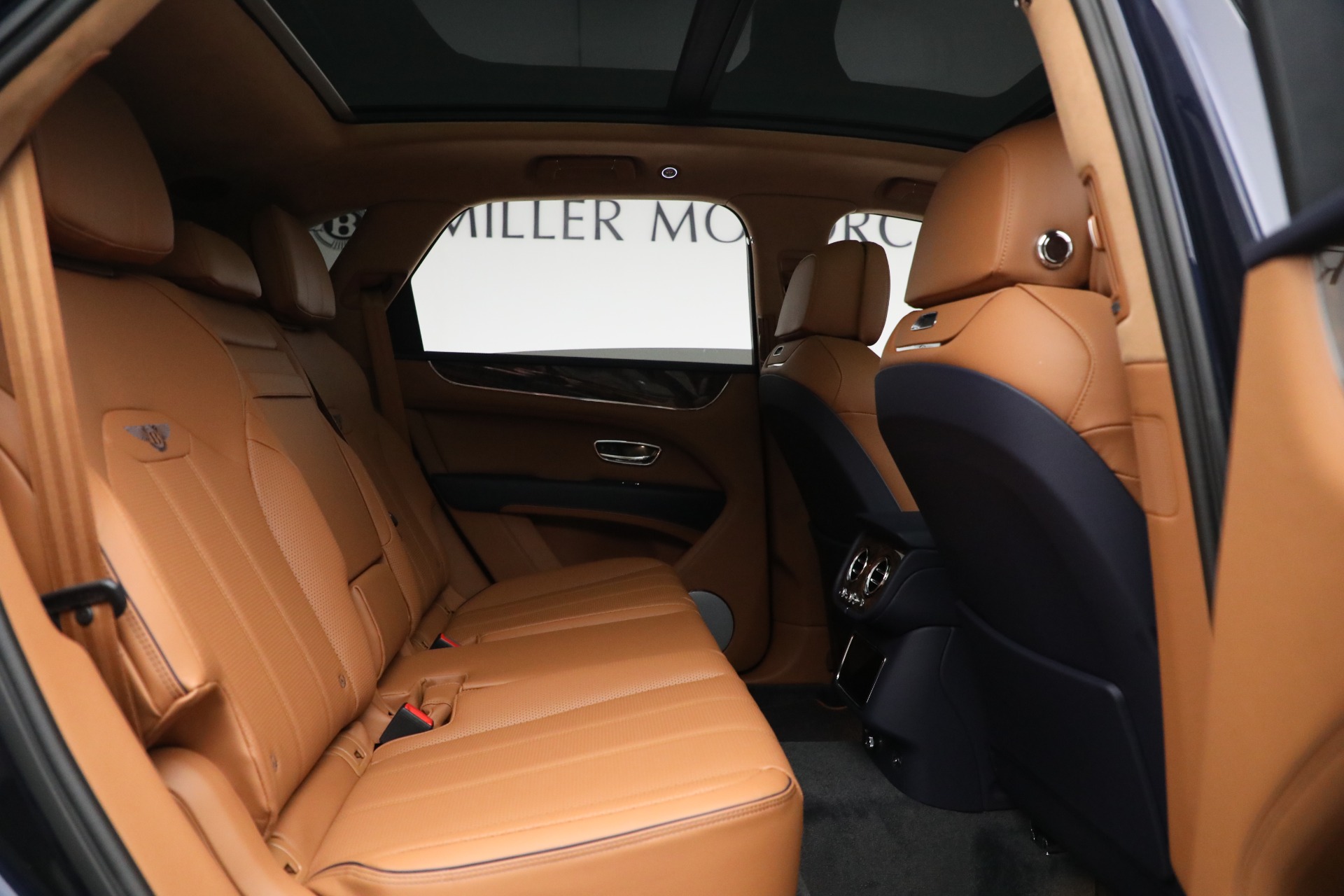 New 2023 Bentley Bentayga V8 | St. Petersburg, FL