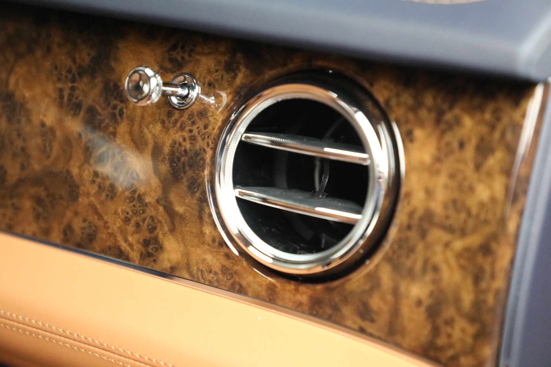 New 2023 Bentley Bentayga V8 | St. Petersburg, FL