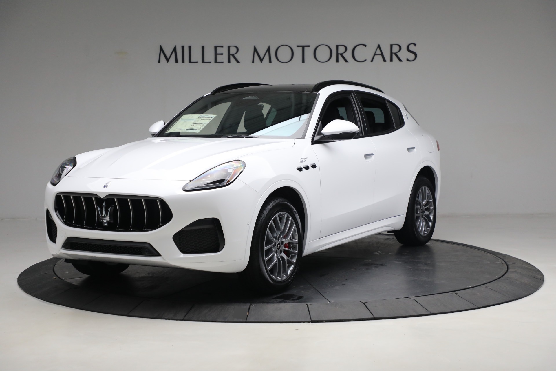 New 2023 Maserati Grecale GT | St. Petersburg, FL