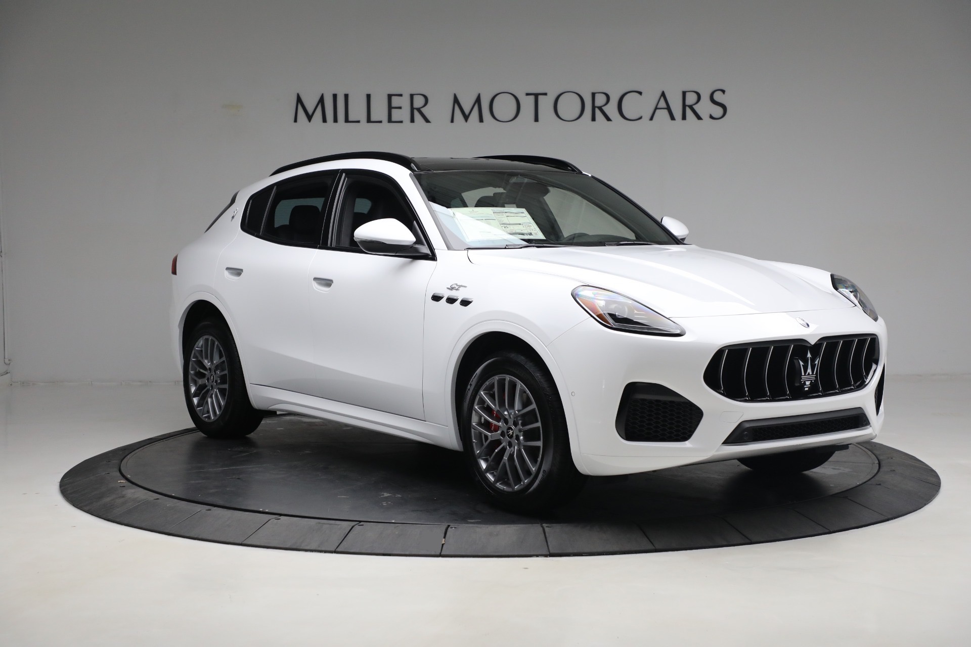 New 2023 Maserati Grecale GT | St. Petersburg, FL