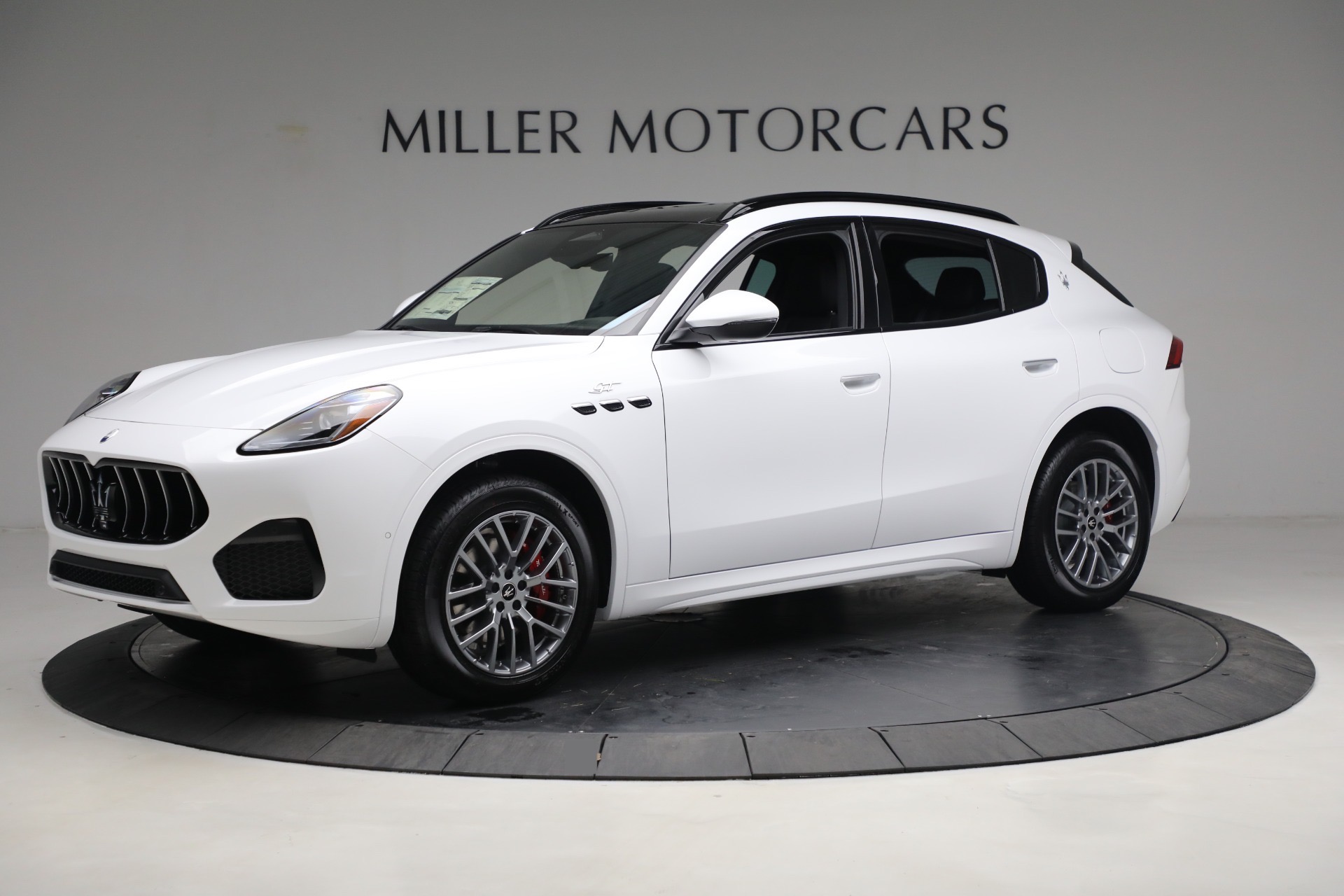 New 2023 Maserati Grecale GT | St. Petersburg, FL