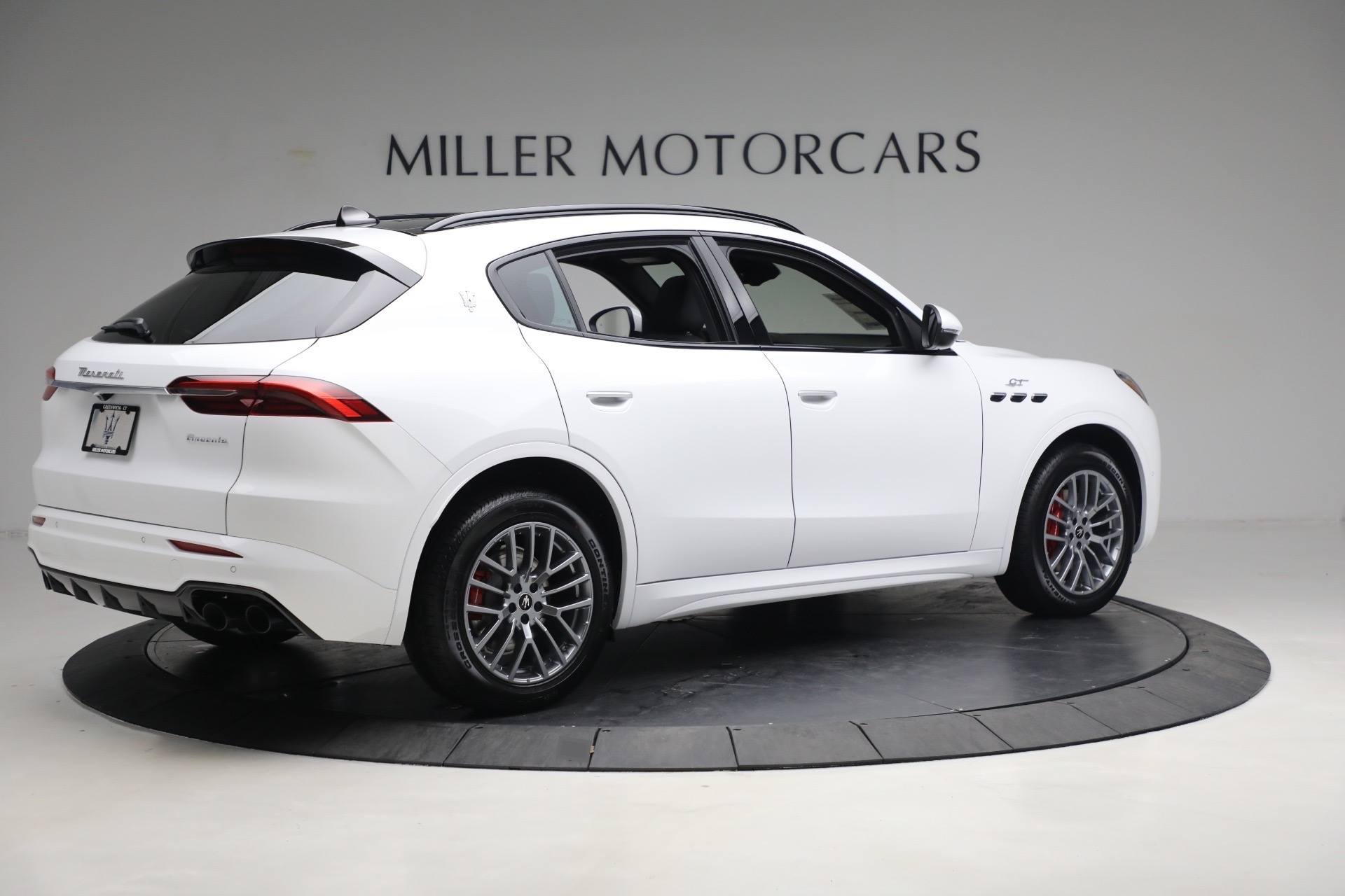 New 2023 Maserati Grecale GT | St. Petersburg, FL
