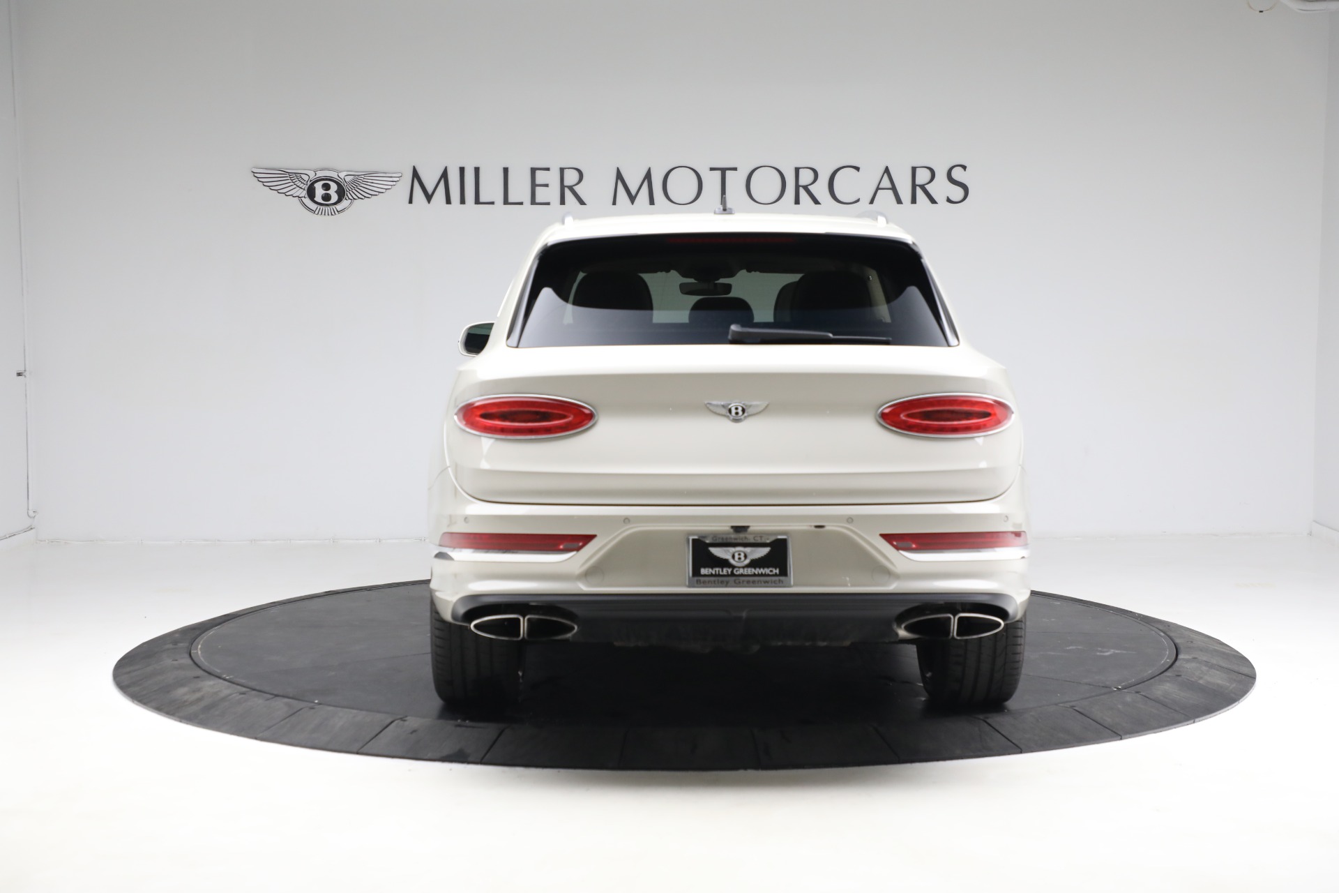 Used 2022 Bentley Bentayga V8 | St. Petersburg, FL