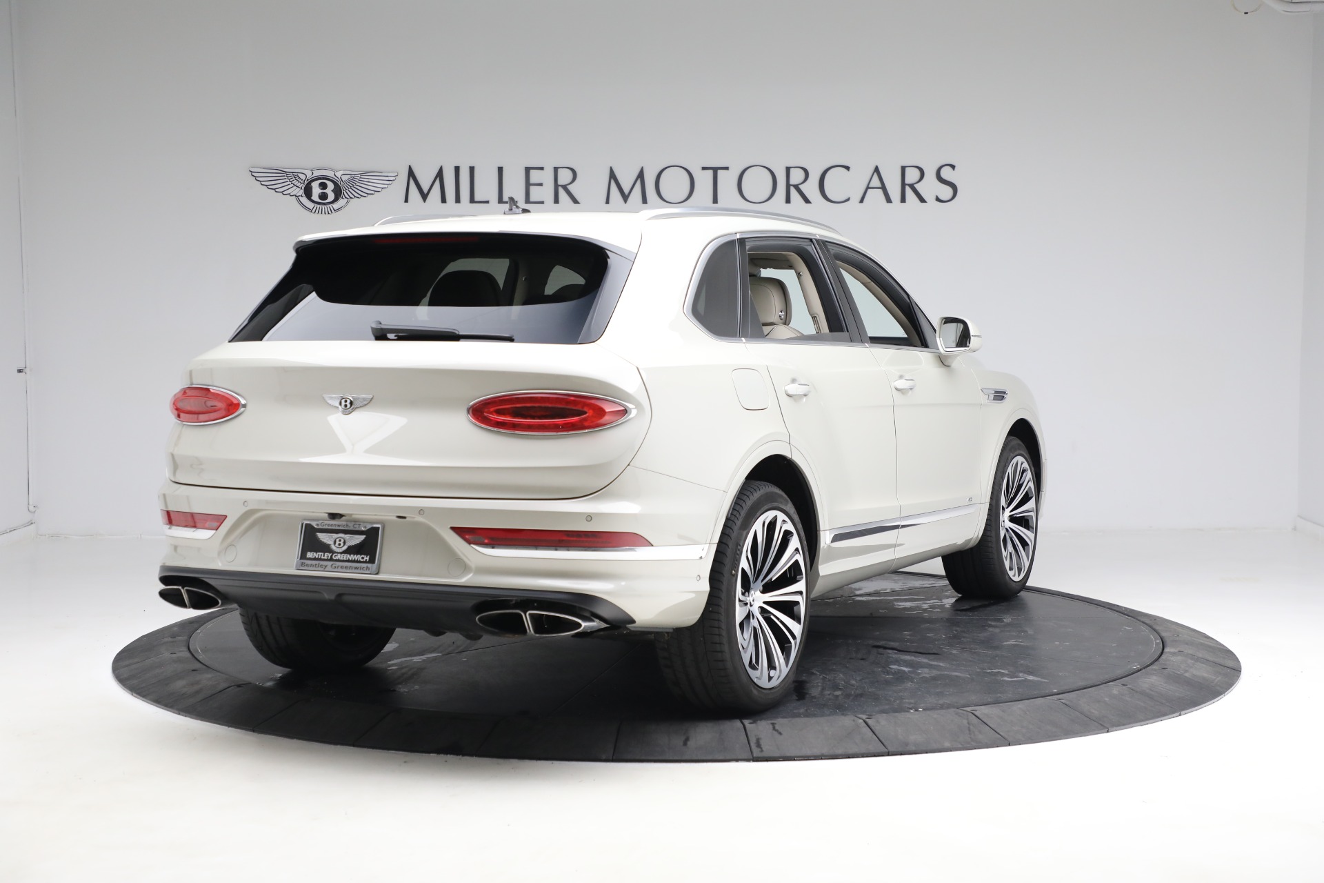 Used 2022 Bentley Bentayga V8 | St. Petersburg, FL