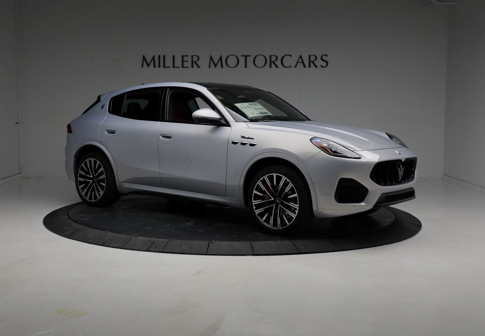 New 2023 Maserati Grecale Modena | St. Petersburg, FL