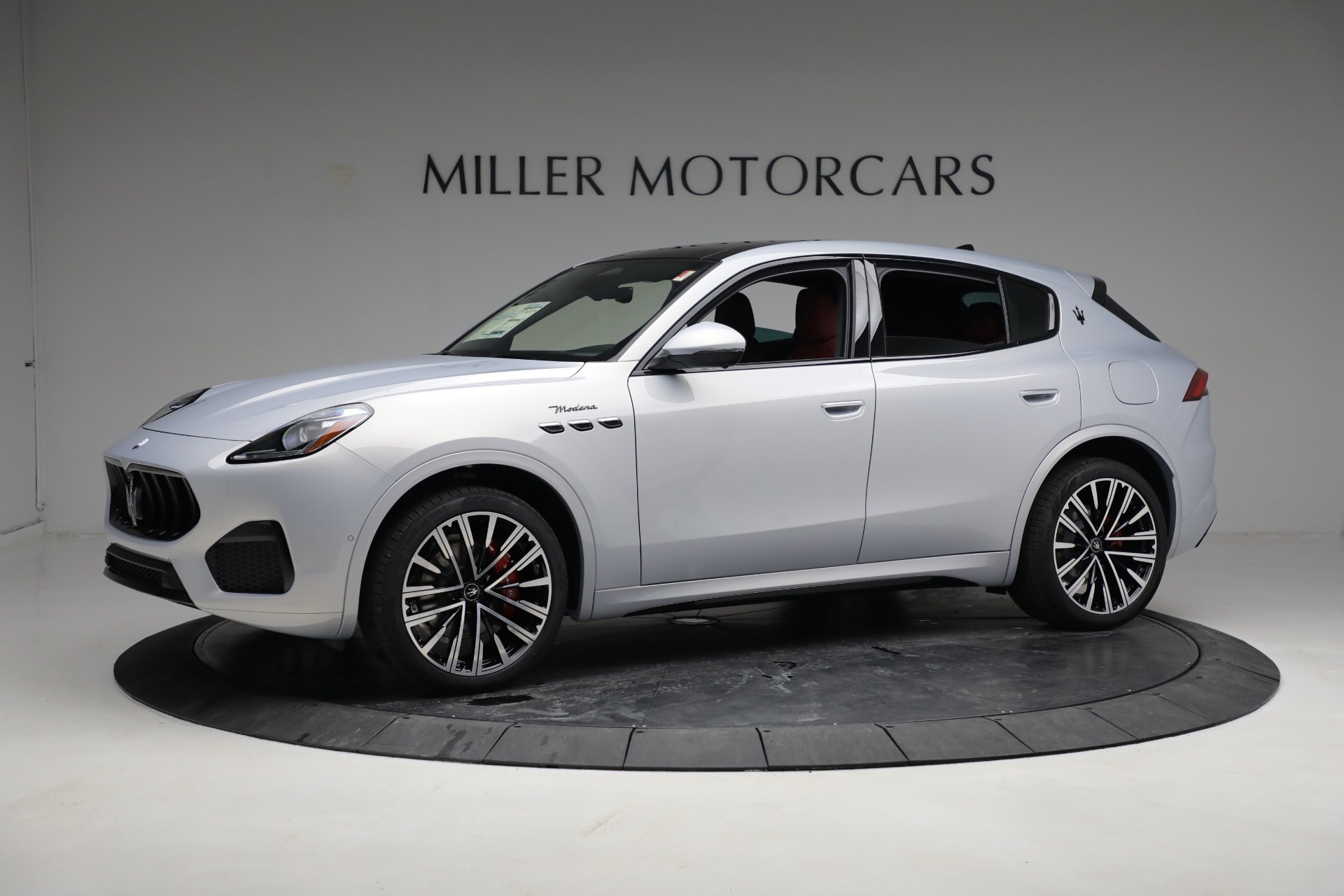 New 2023 Maserati Grecale Modena | St. Petersburg, FL