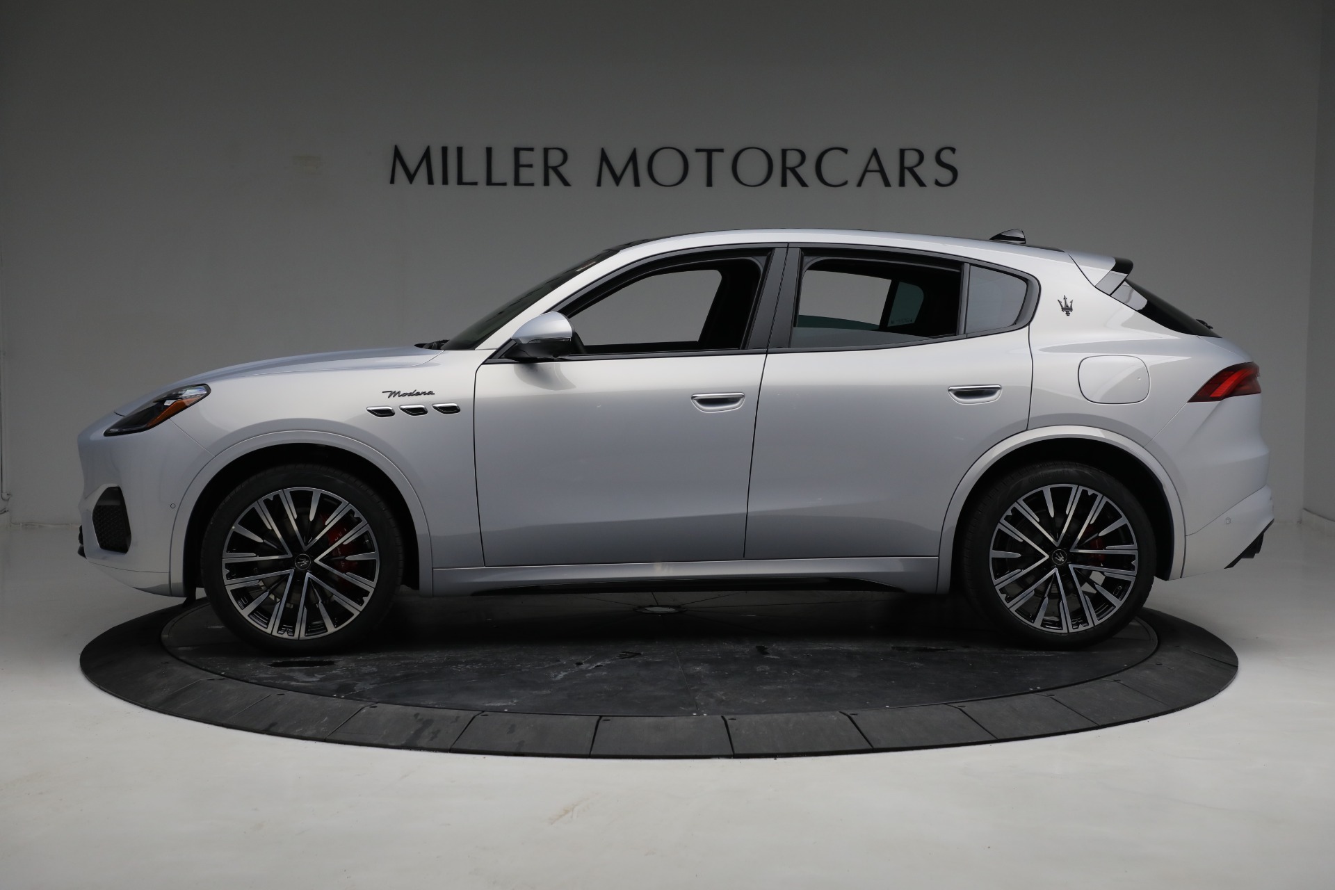 New 2023 Maserati Grecale Modena | St. Petersburg, FL