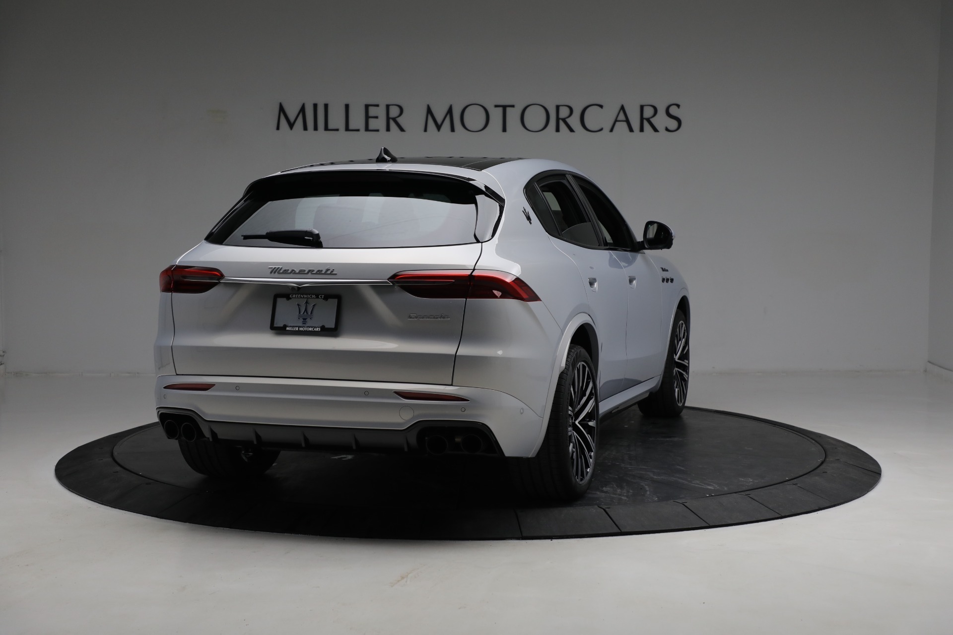 New 2023 Maserati Grecale Modena | St. Petersburg, FL