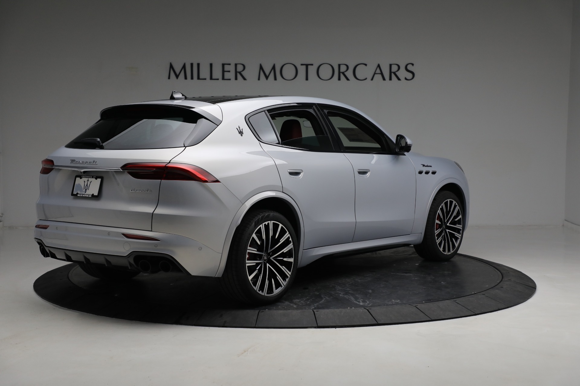 New 2023 Maserati Grecale Modena | St. Petersburg, FL